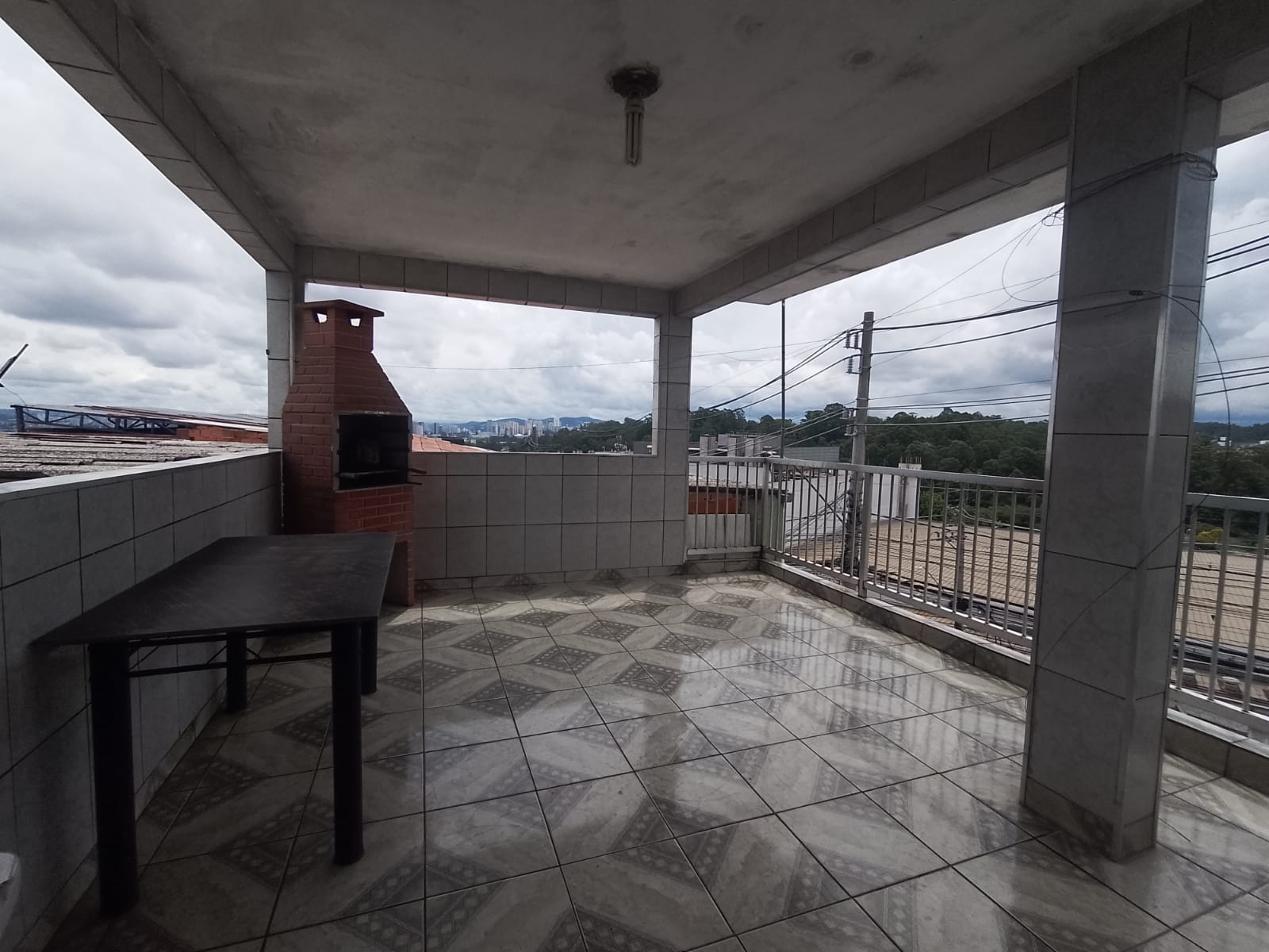 Casa(125m²)02 Dormitórios, sendo 01 suíte 01 vaga/R$390mil/Jd Mutinga/Barueri.