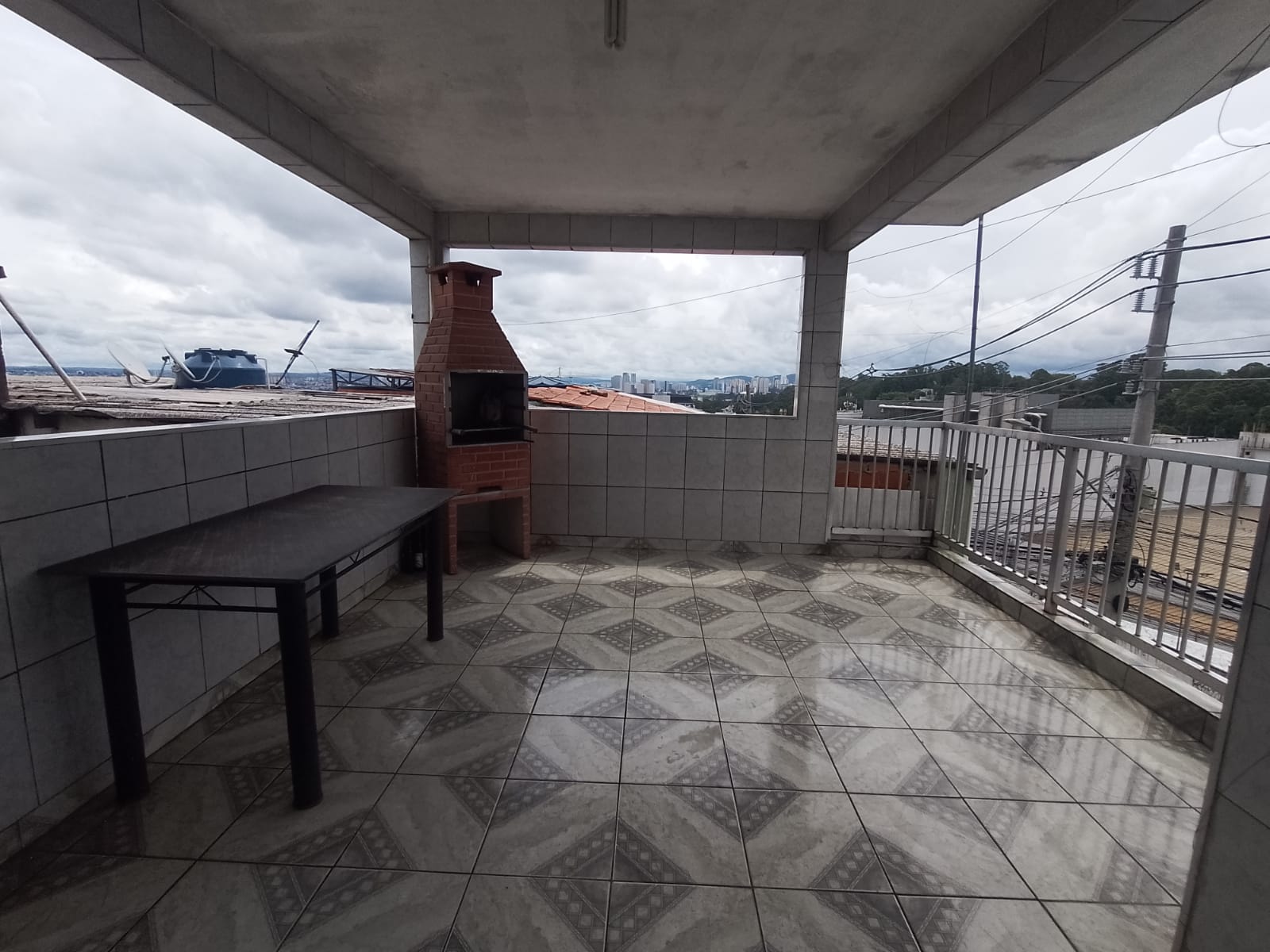 Casa(125m²)02 Dormitórios, sendo 01 suíte 01 vaga/R$390mil/Jd Mutinga/Barueri.