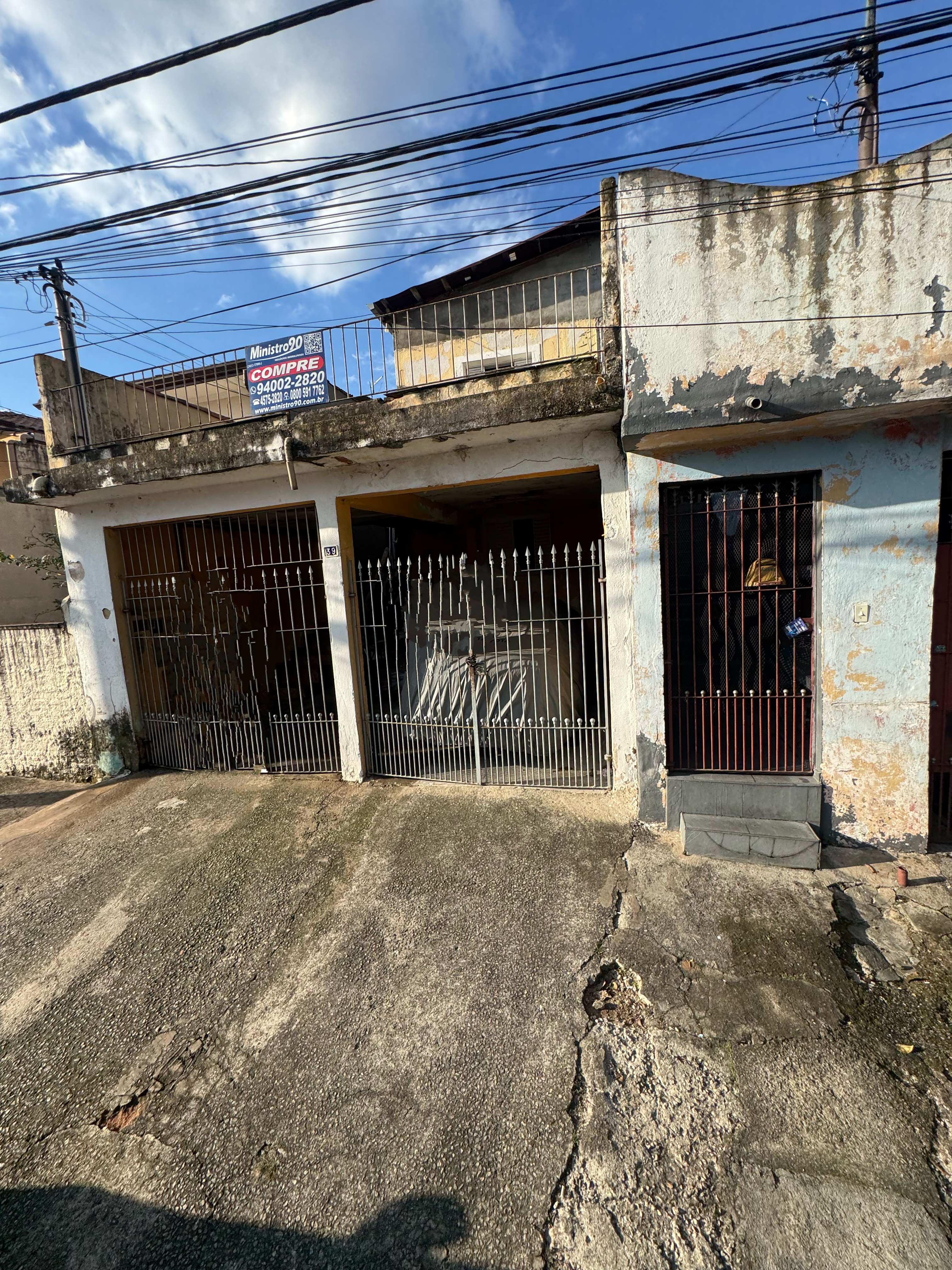 ref.wm036 Imóvel venda  ( 131m2)  08 cómodos, 02 vaga  R$: 350 Mil  Casa de 08 cómodos, sendo: 