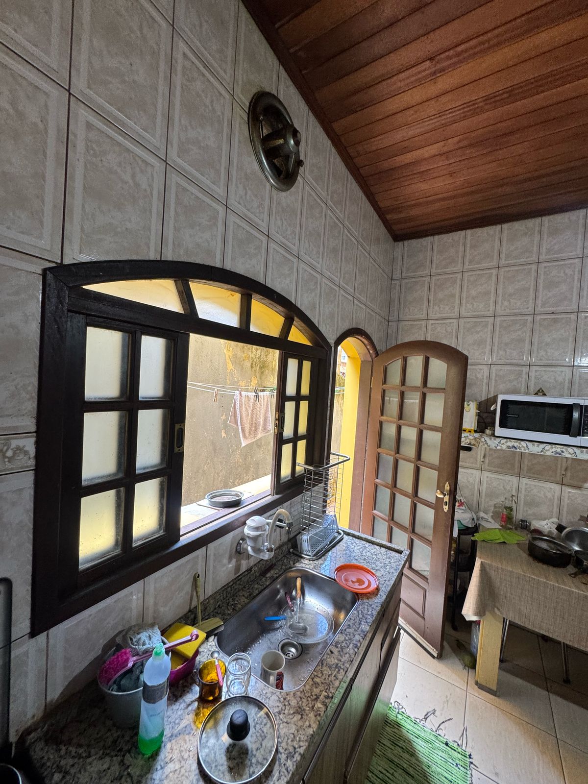 Casa à venda com 4 quartos, 325m² - Foto 3