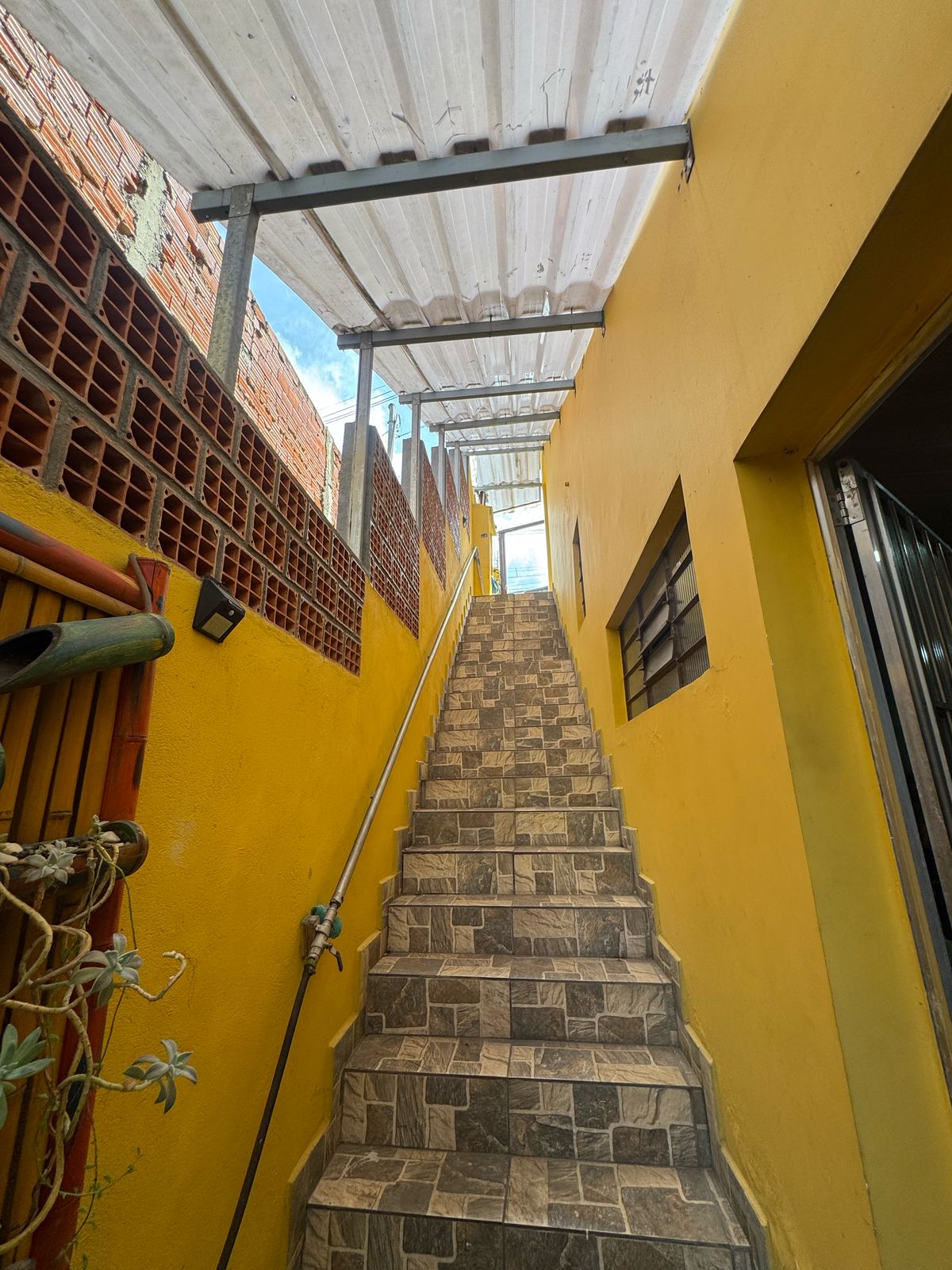 Casa à venda com 4 quartos, 325m² - Foto 58