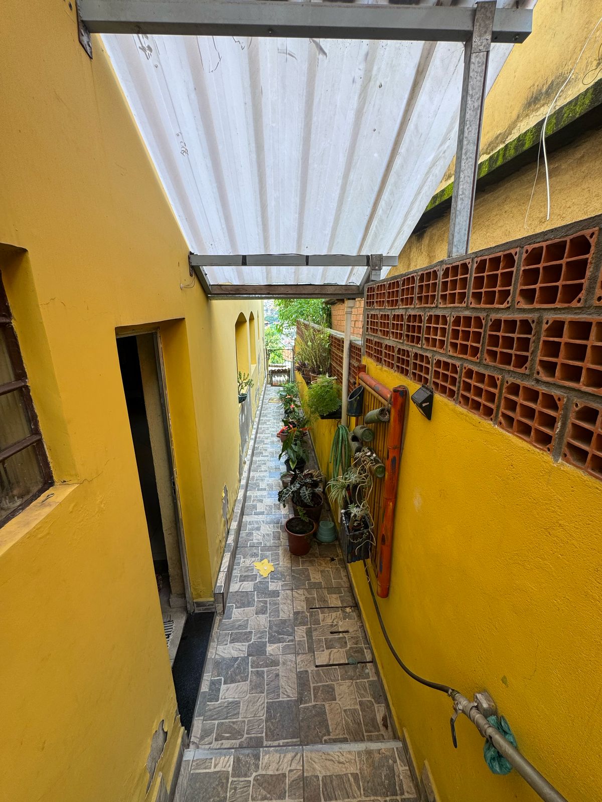 Casa à venda com 4 quartos, 325m² - Foto 56