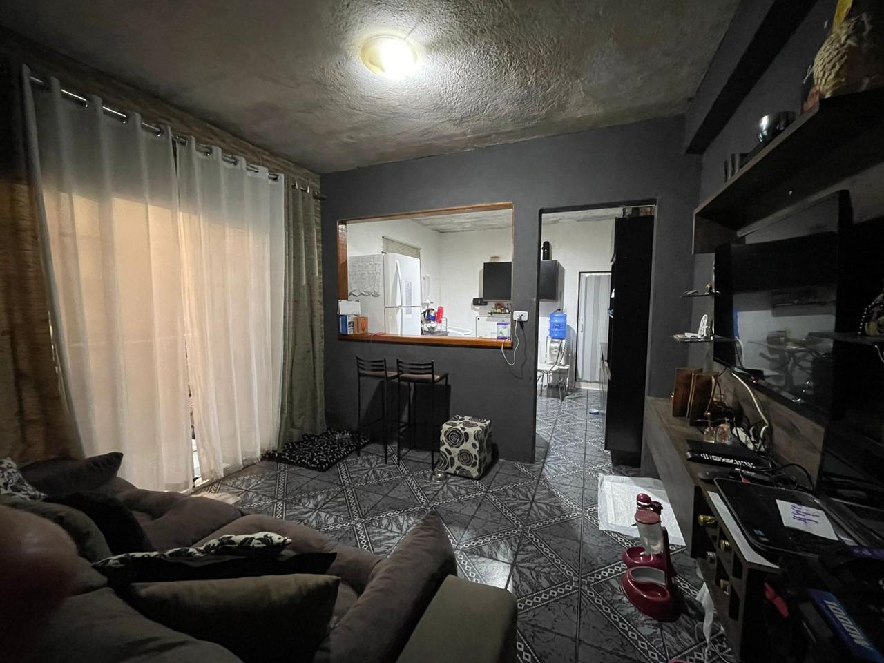 Casa para renda(125m²)06 Dormitórios, 01 vaga