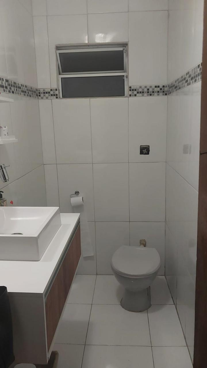 Casa para renda(125m²)06 Dormitórios, 01 vaga