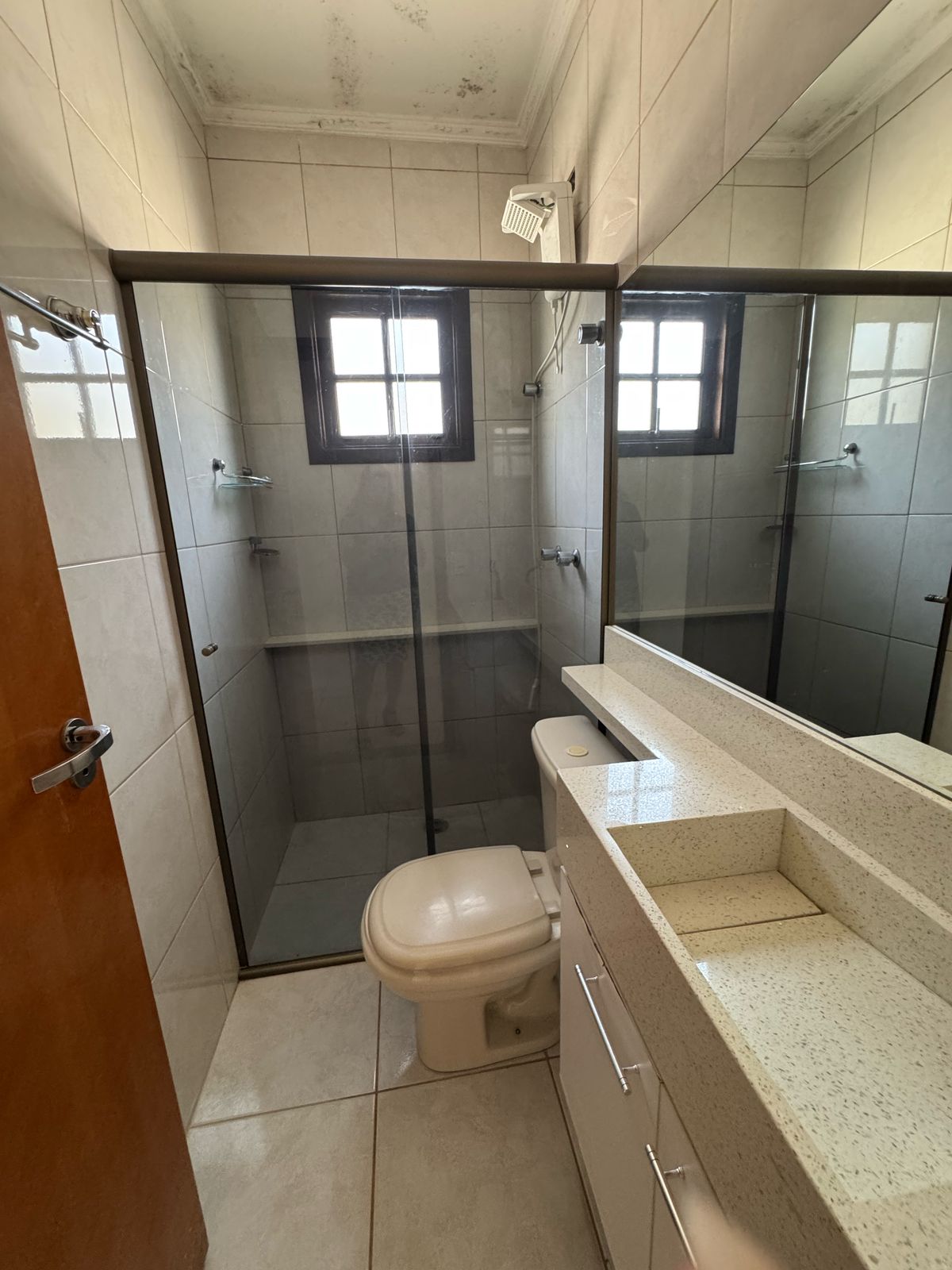 Sobrado(125m2)- 4 quartos(1 suíte) 