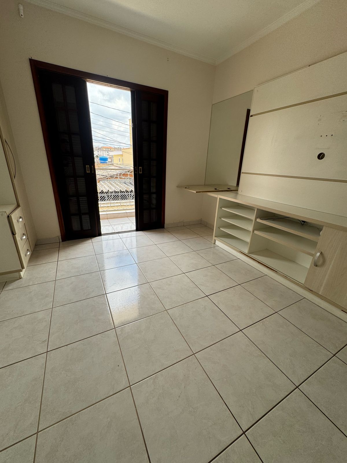 Sobrado(125m2)- 4 quartos(1 suíte) 