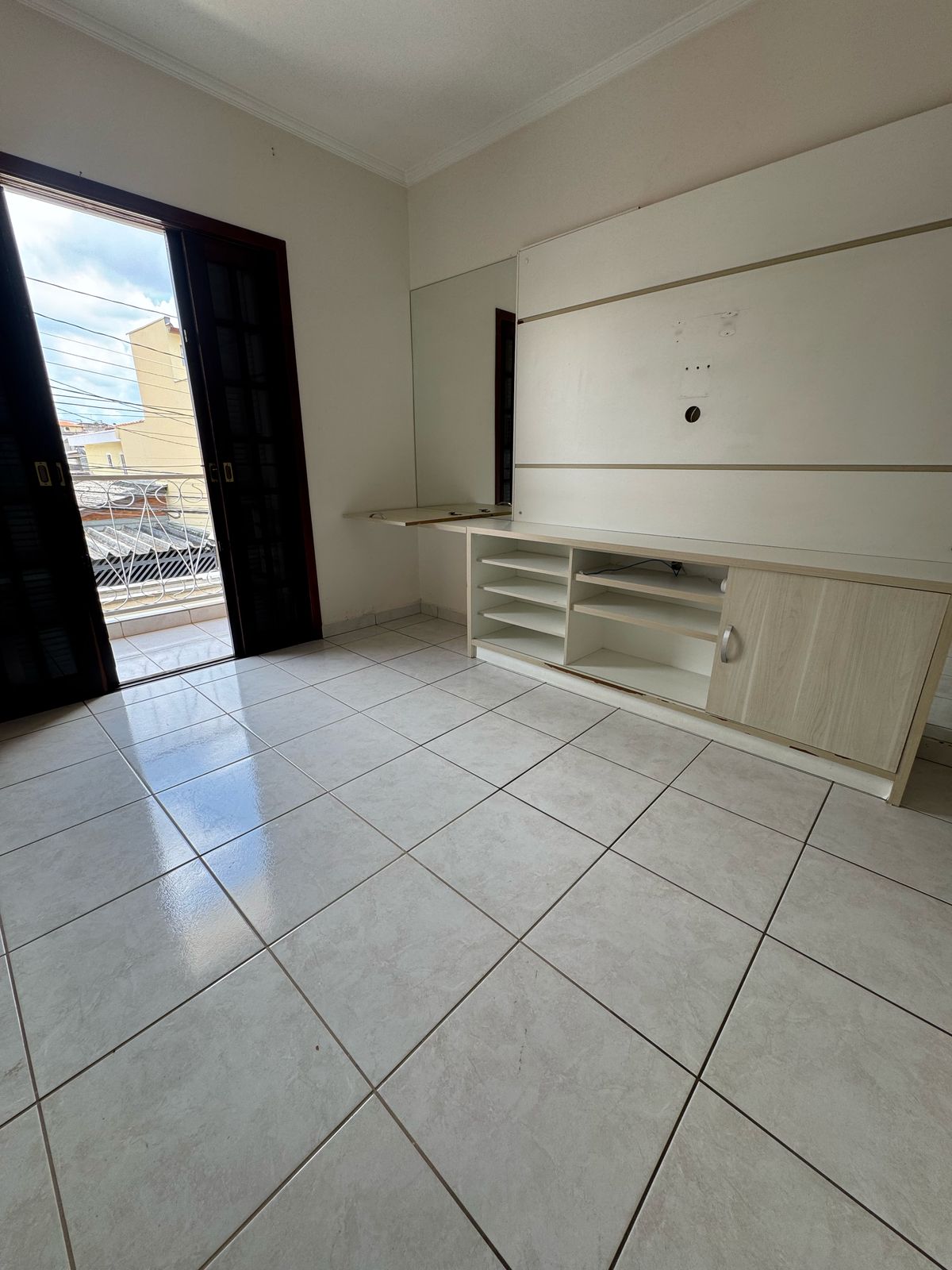 Sobrado(125m2)- 4 quartos(1 suíte) 