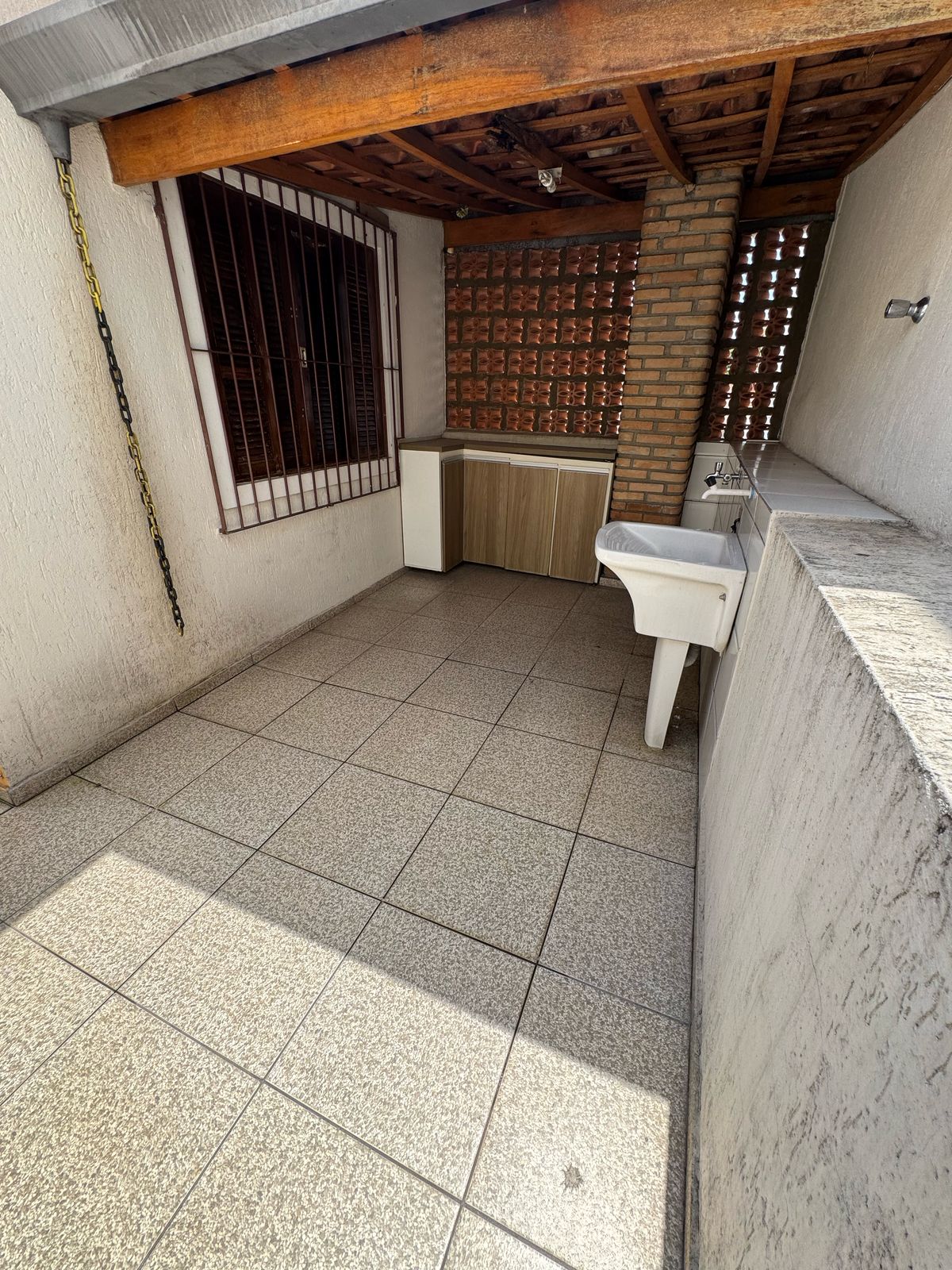 Sobrado(125m2)- 4 quartos(1 suíte) 