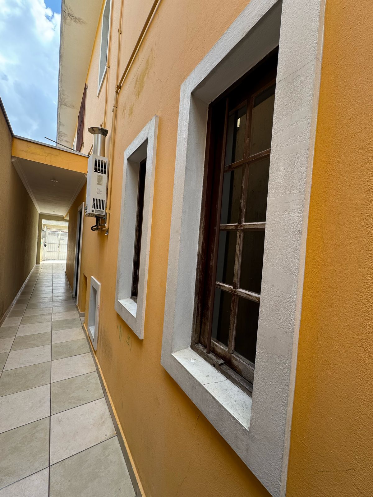 Sobrado(125m2)- 4 quartos(1 suíte) 