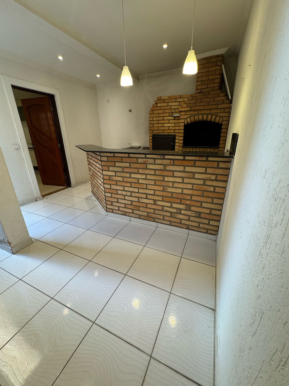 Sobrado(125m2)- 4 quartos(1 suíte) 