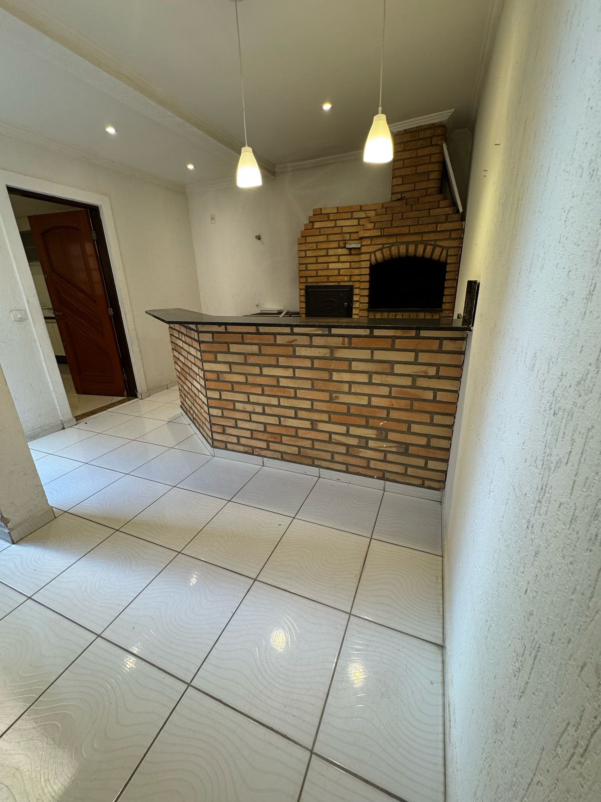 Sobrado(125m2)- 4 quartos(1 suíte) 