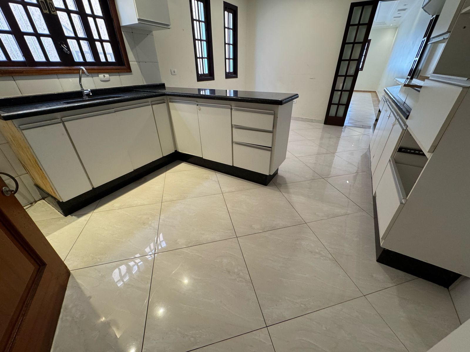 Sobrado(125m2)- 4 quartos(1 suíte) 