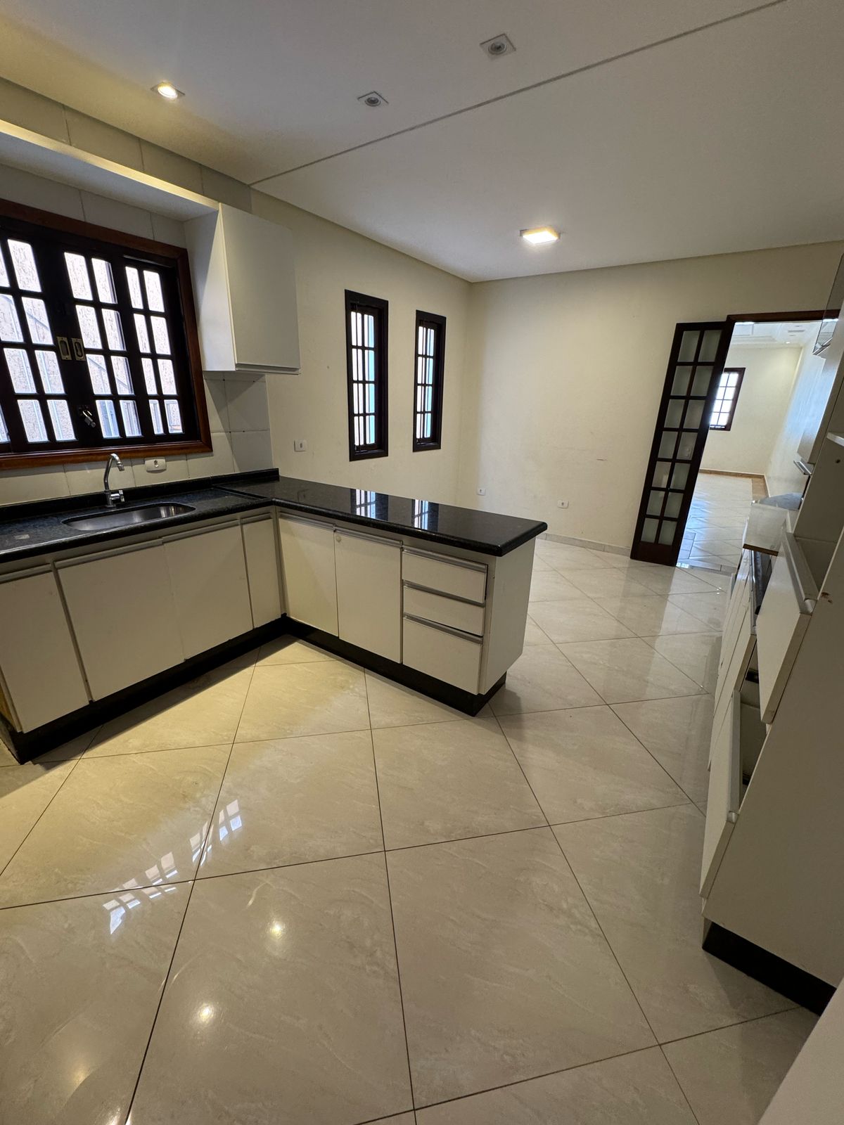 Sobrado(125m2)- 4 quartos(1 suíte) 