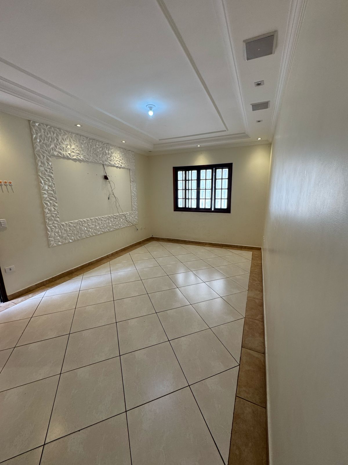 Sobrado(125m2)- 4 quartos(1 suíte) 
