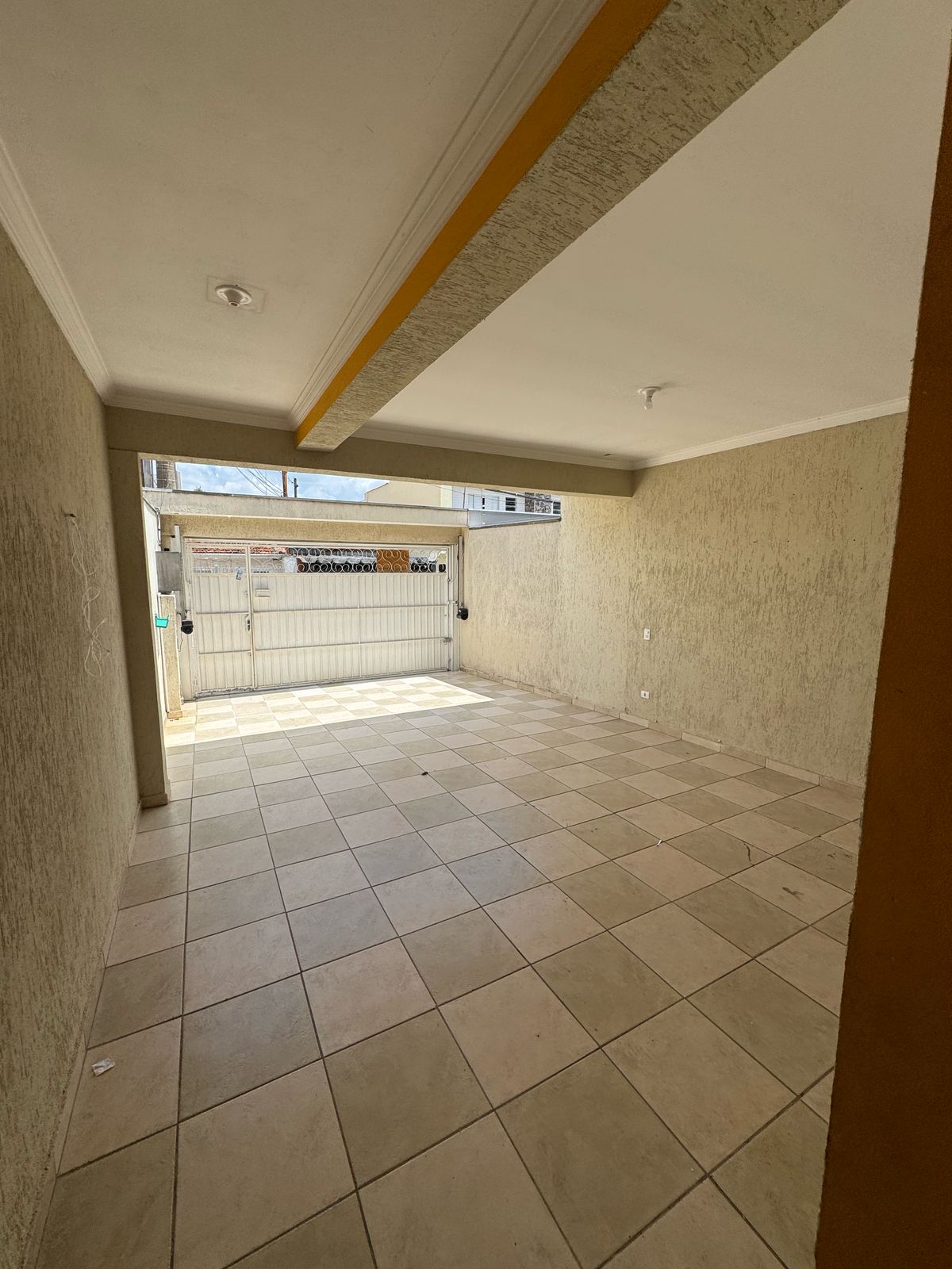 Sobrado(125m2)- 4 quartos(1 suíte) 