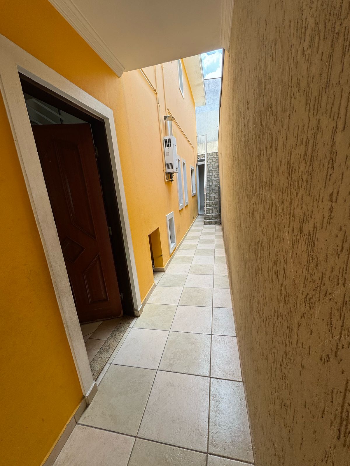 Sobrado(125m2)- 4 quartos(1 suíte) 
