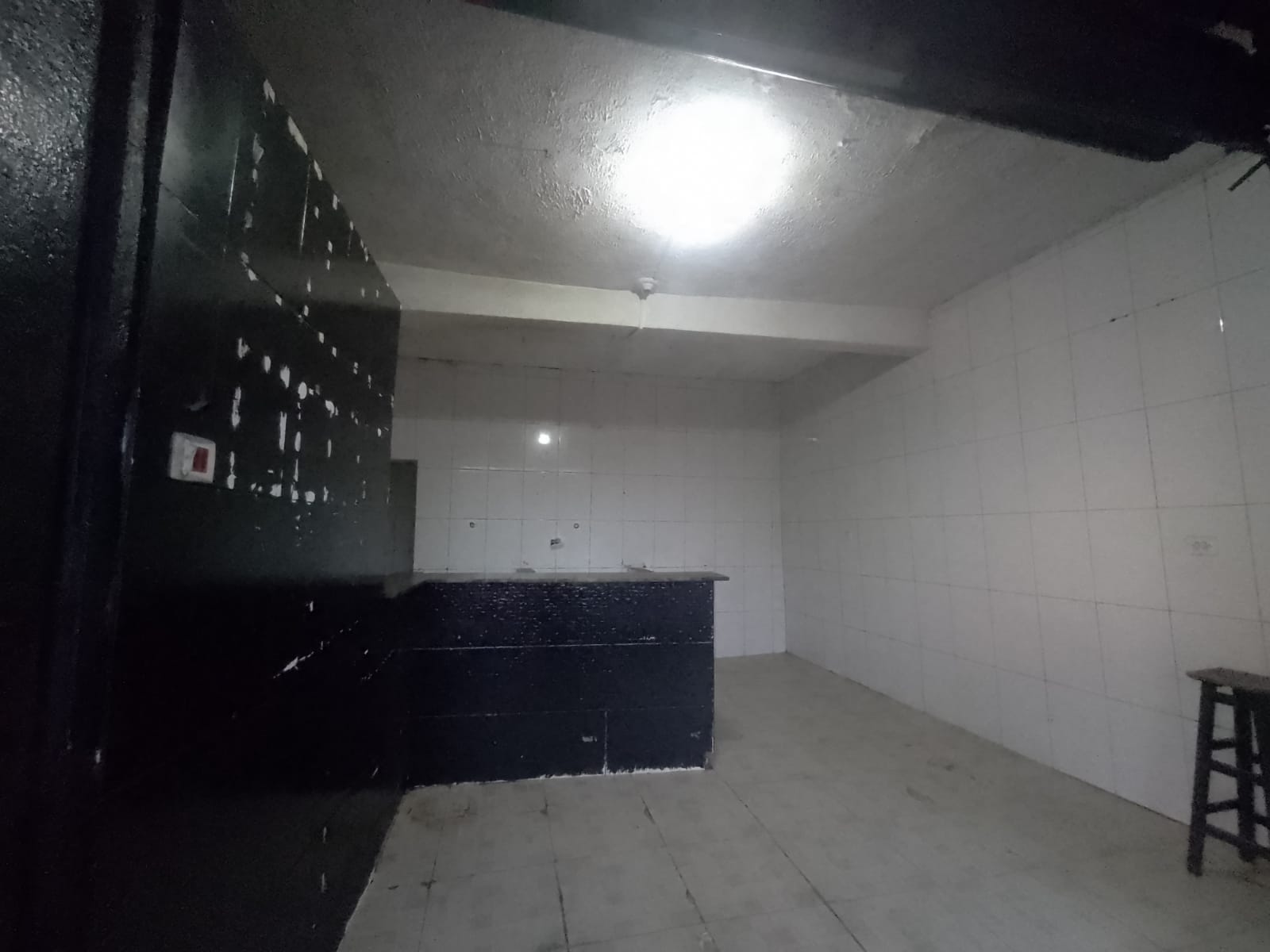 Casa à venda com 3 quartos, 85m² - Foto 2