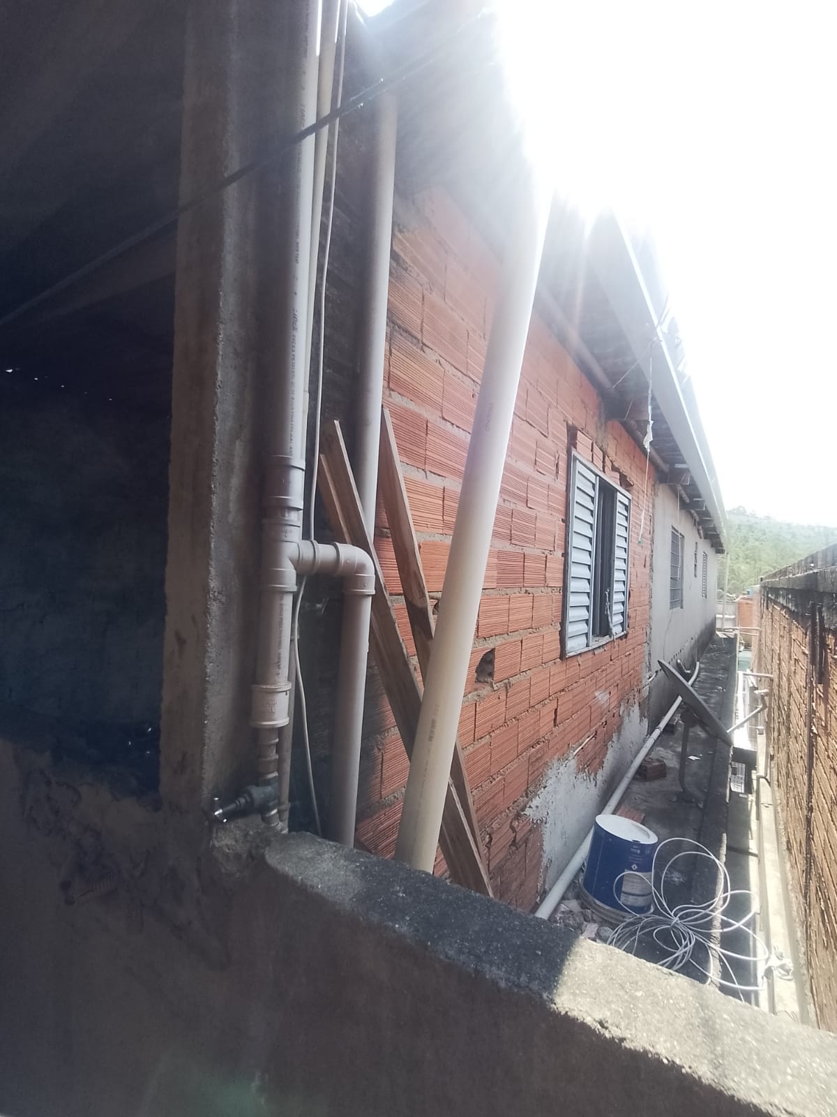 Casa para renda(125m²) com 02 casas a(125m²) 03 dormitórios, 01 vaga