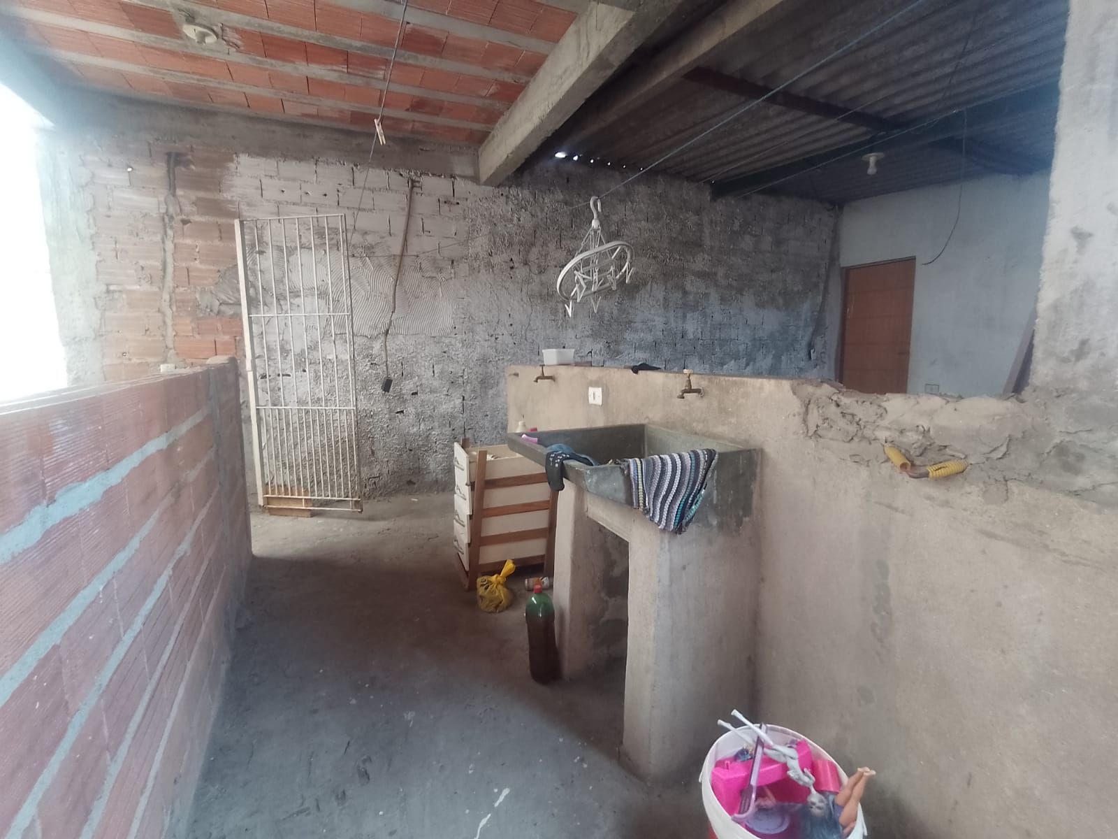 Casa para renda(125m²) com 02 casas a(125m²) 03 dormitórios, 01 vaga