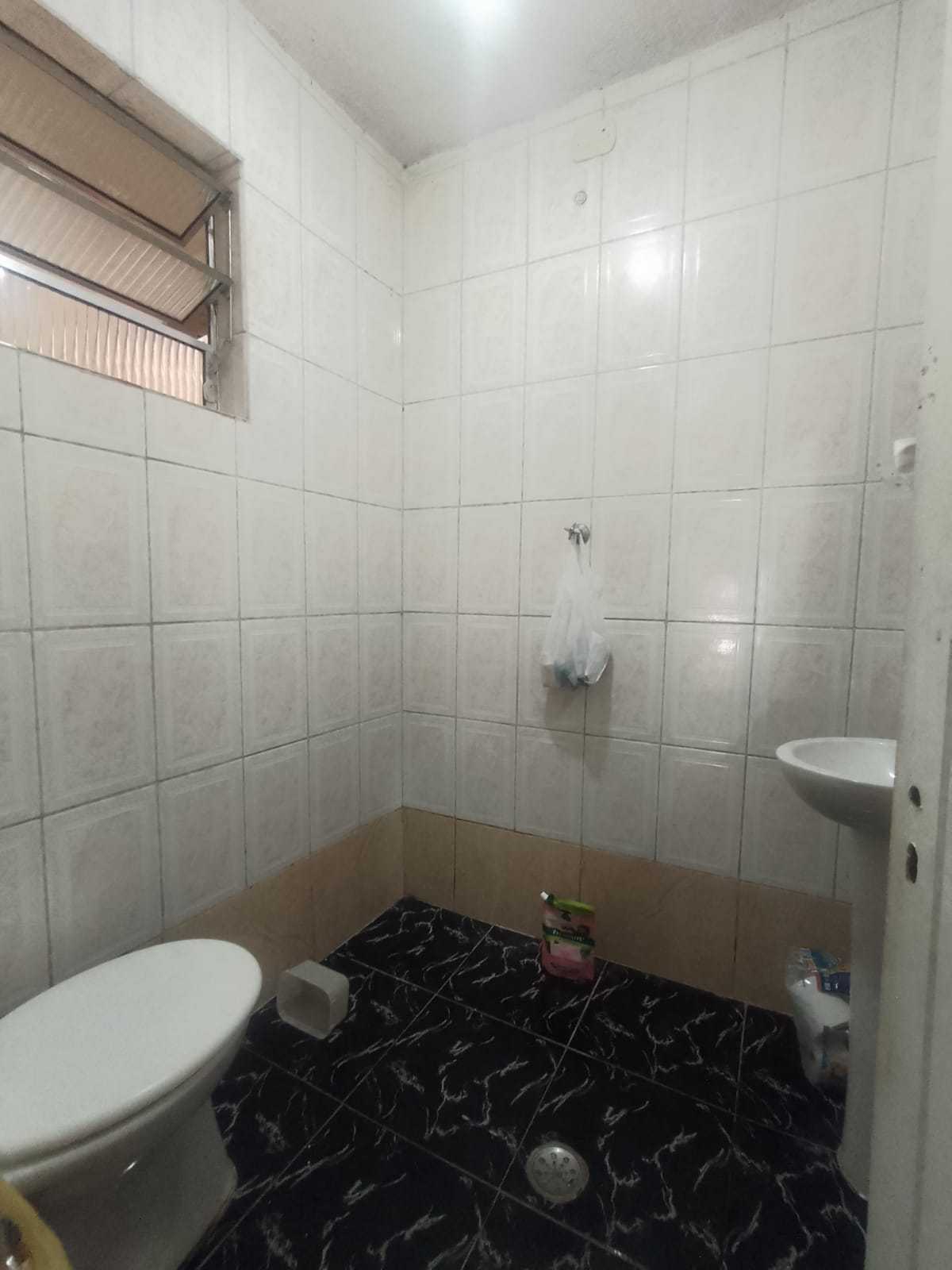 Casa para renda(125m²) com 02 casas a(125m²) 03 dormitórios, 01 vaga