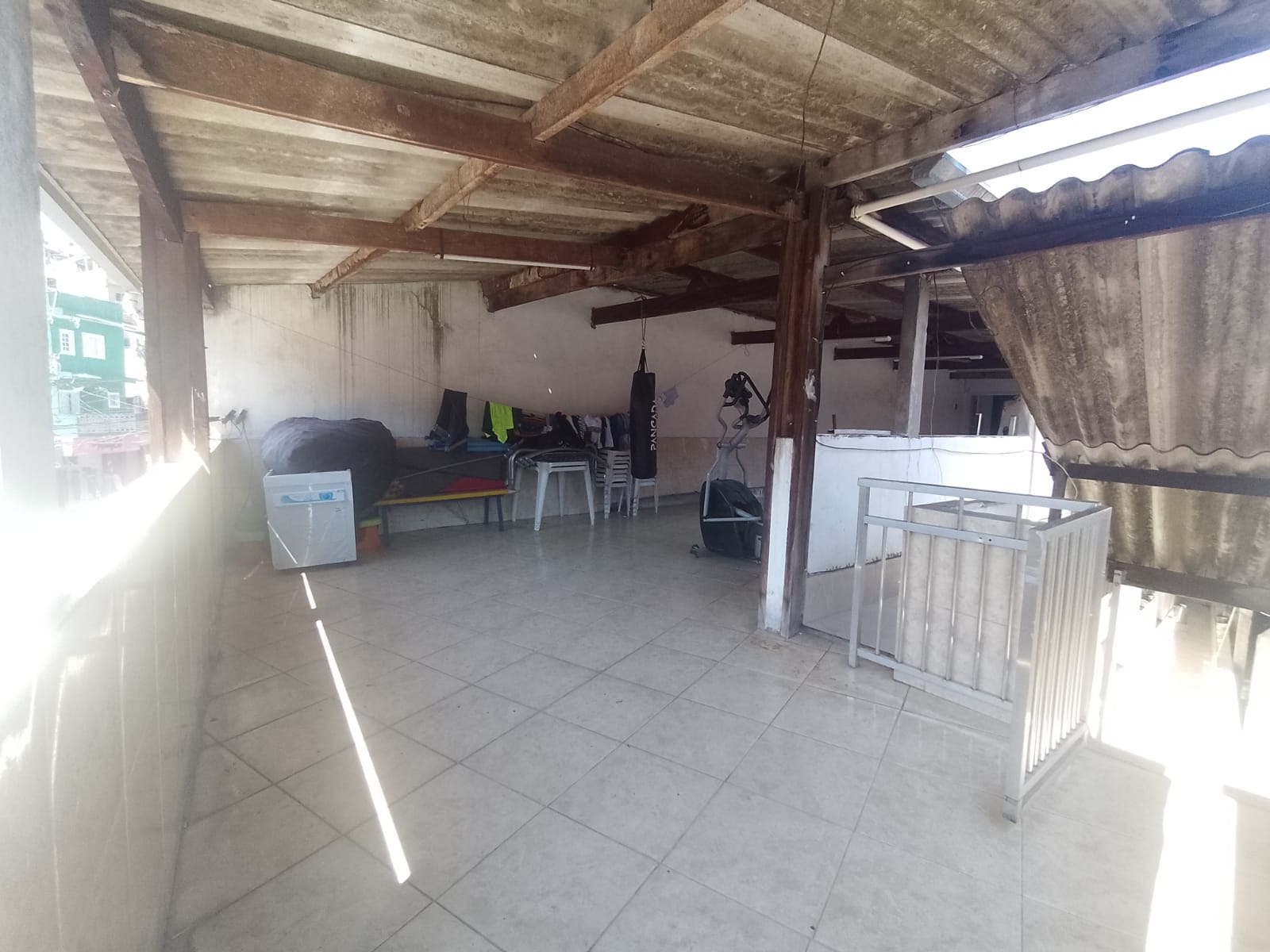 Imóvel para renda(236m²) 03 casas, 02 vagas