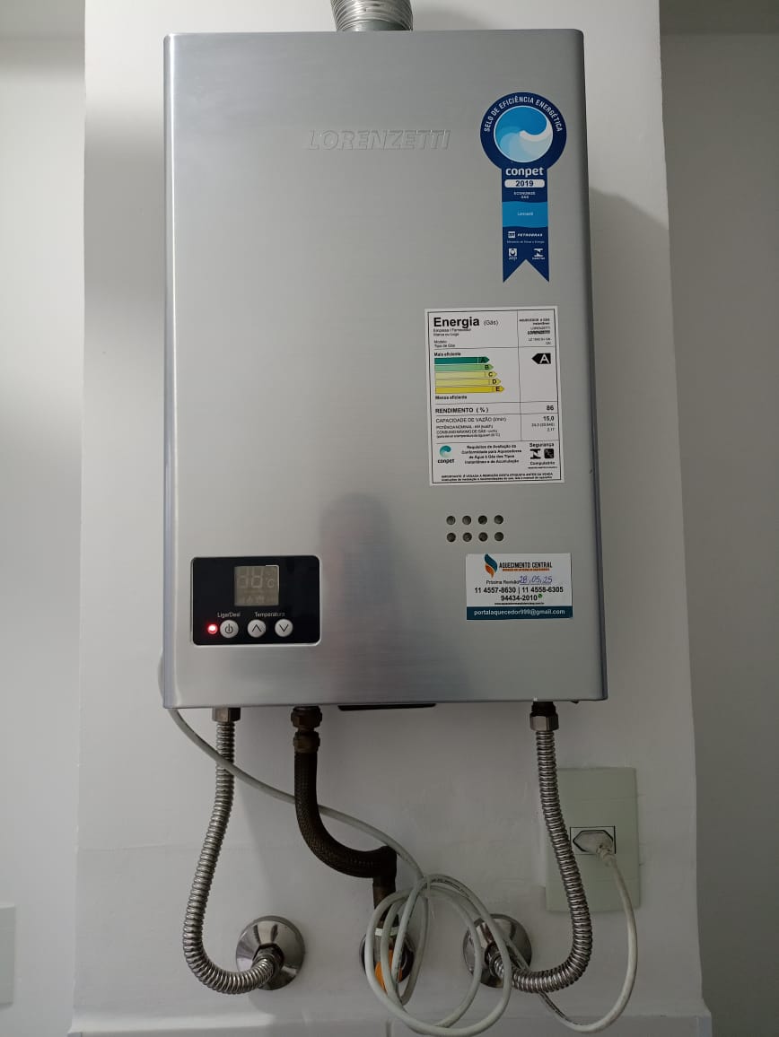 Apto reformado(50m²) 02 Dormitórios, 01 vaga