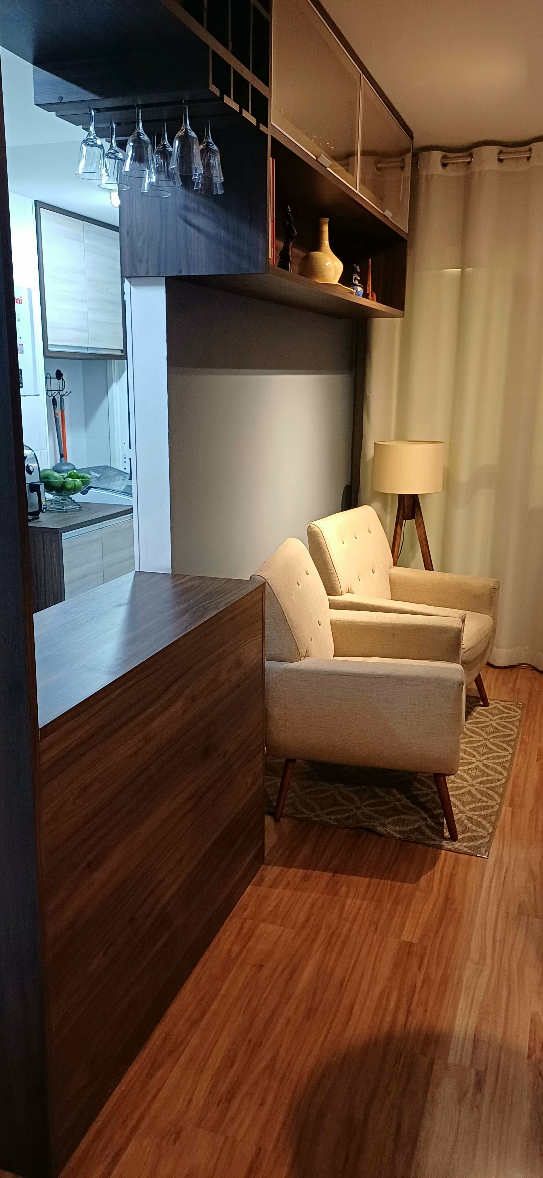 Apto reformado(77m²) 03 Dormitórios, sendo 01 suíte, 02 vagas