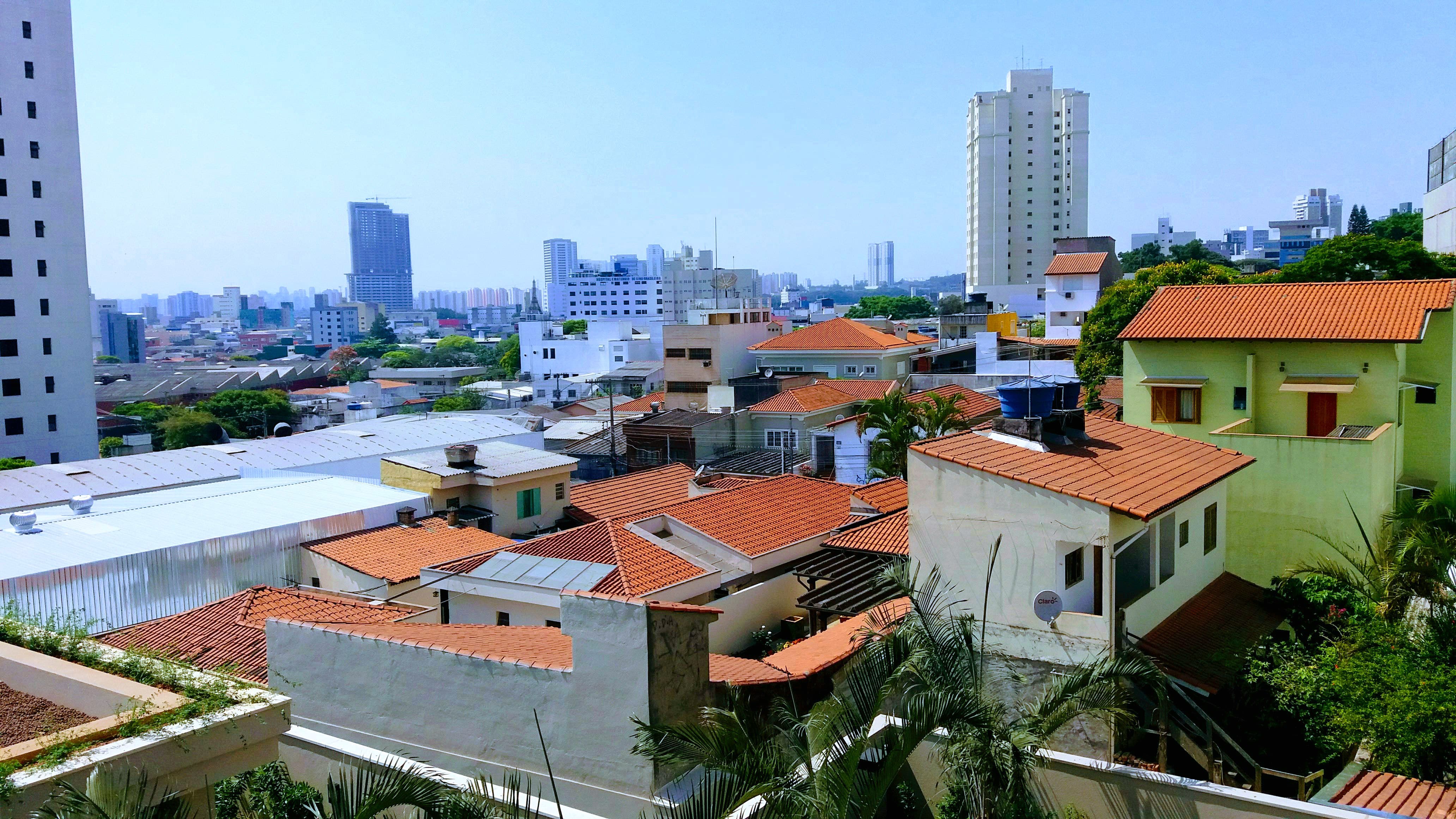 Apto reformado(77m²) 03 Dormitórios, sendo 01 suíte, 02 vagas