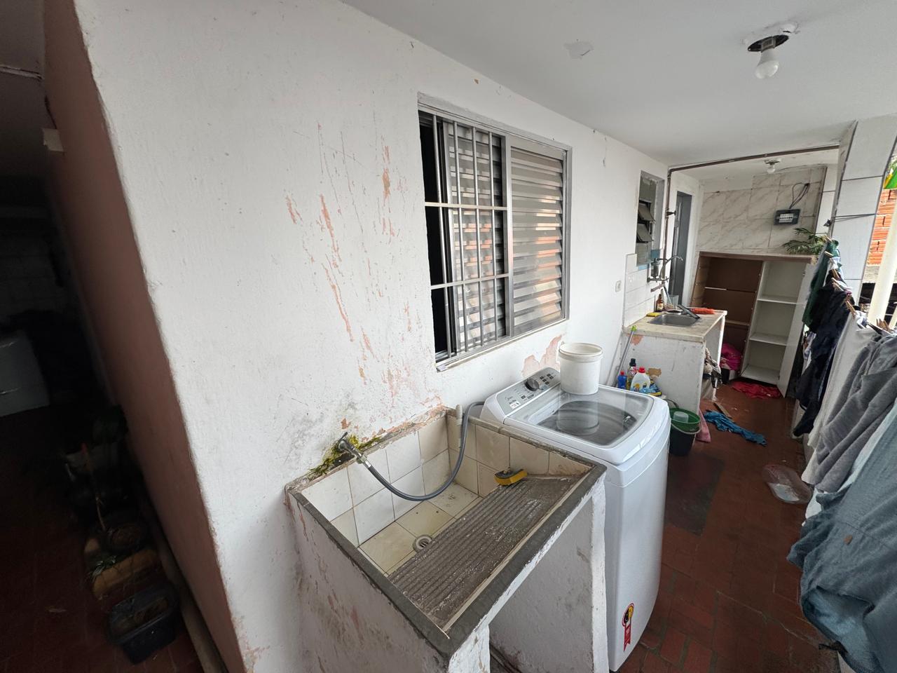 Casa à venda com 7 quartos, 270m² - Foto 18