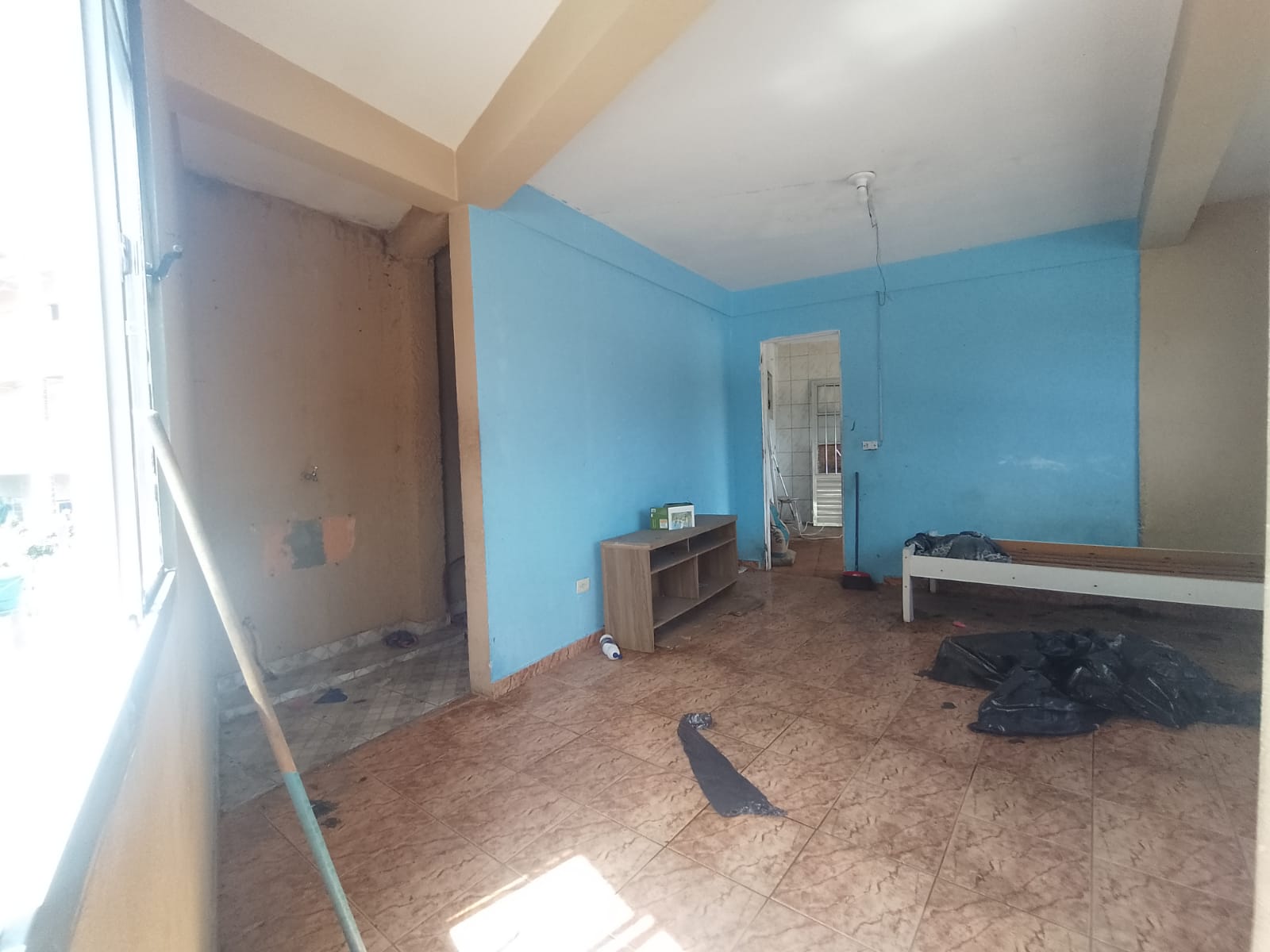 Imóvel renda(300m²) 08 casas + salão comercial, 03 vagas