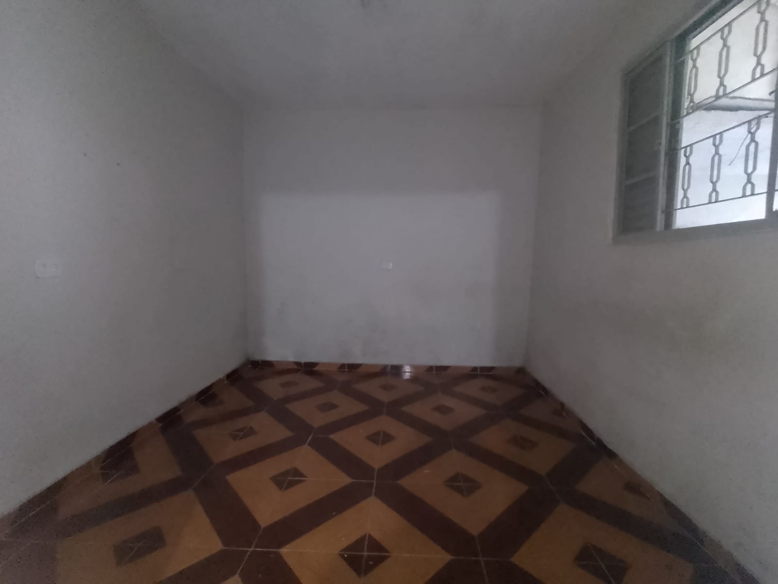 Casa para renda(140m²) 02 casas, 01 vaga 