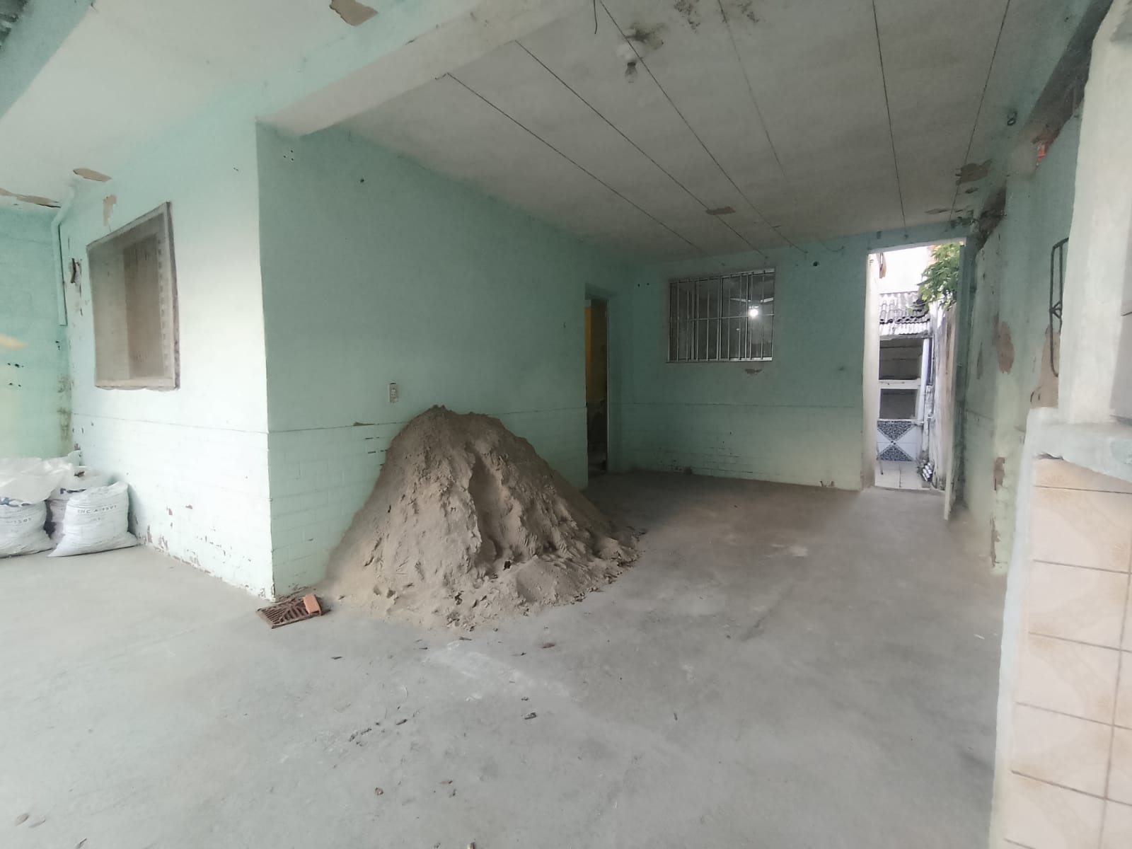 Casa para renda(140m²) 02 casas, 01 vaga 