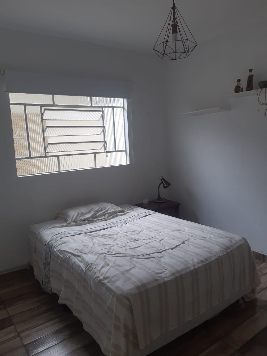Casa(250m²) 03 Dormitórios, 04 vagas