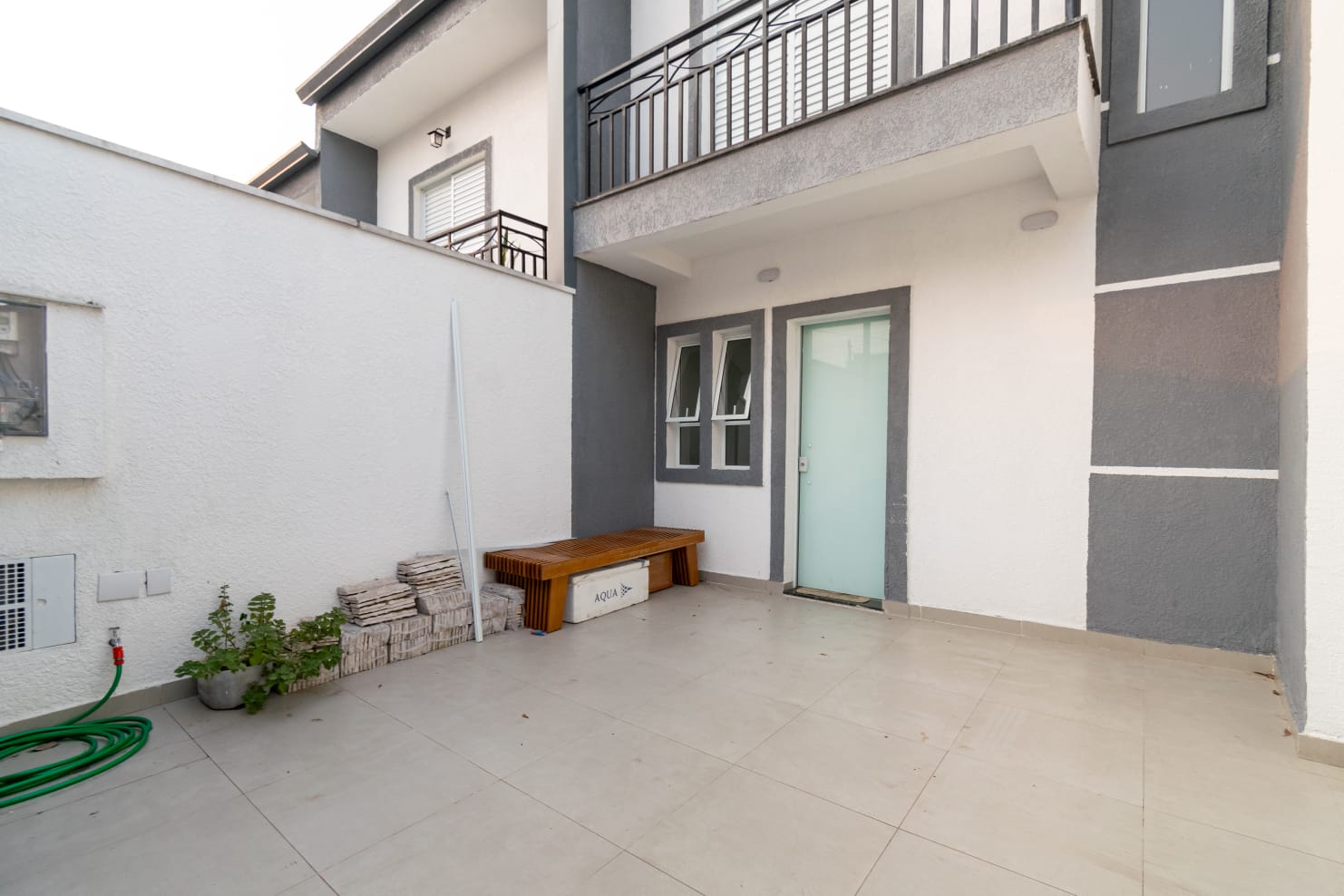 Sobrado 74m² 