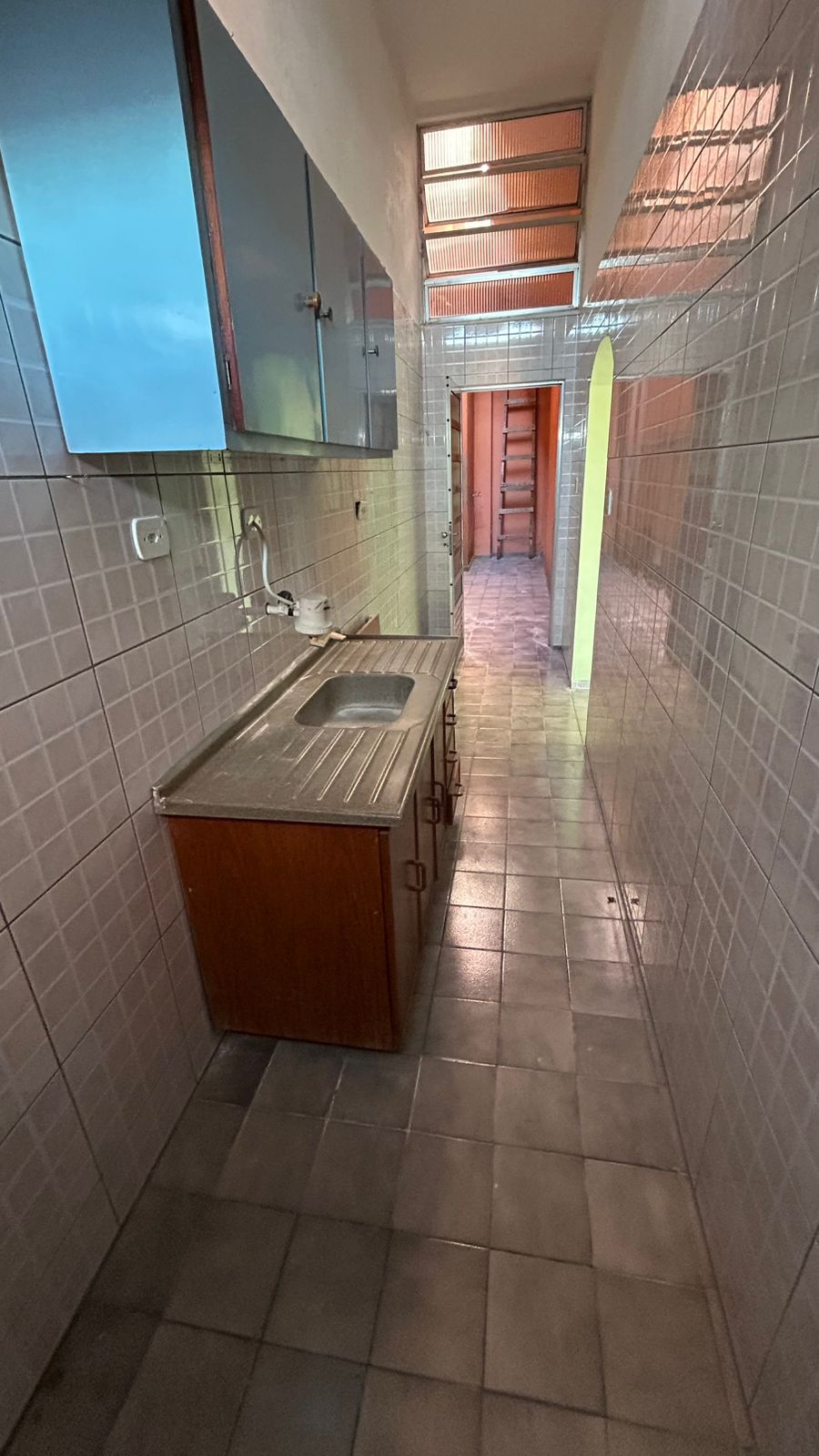 Sobrado(125m²) 03 Dormitórios sendo 02 suítes, 01 vaga