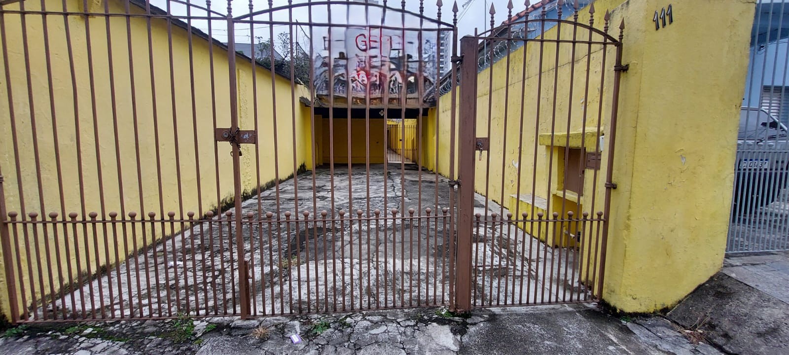 Casa Térrea à Venda – 3 Dorms 