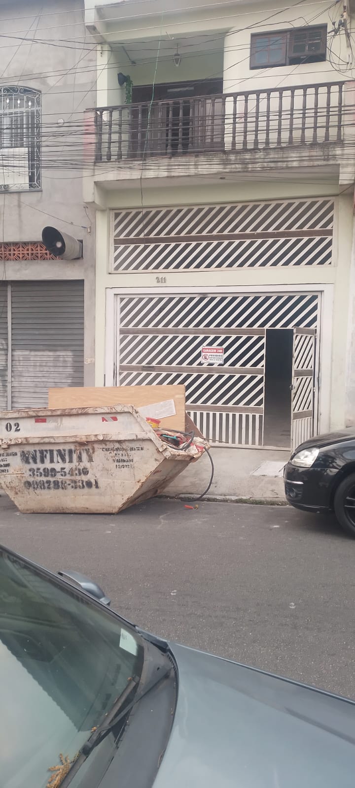 Sobrado pra renda com 03 casas (125m²) 03 vagas 
