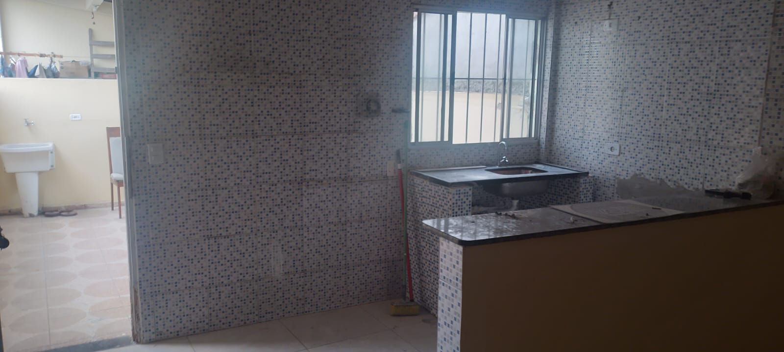 Sobrado pra renda com 03 casas (125m²) 03 vagas 