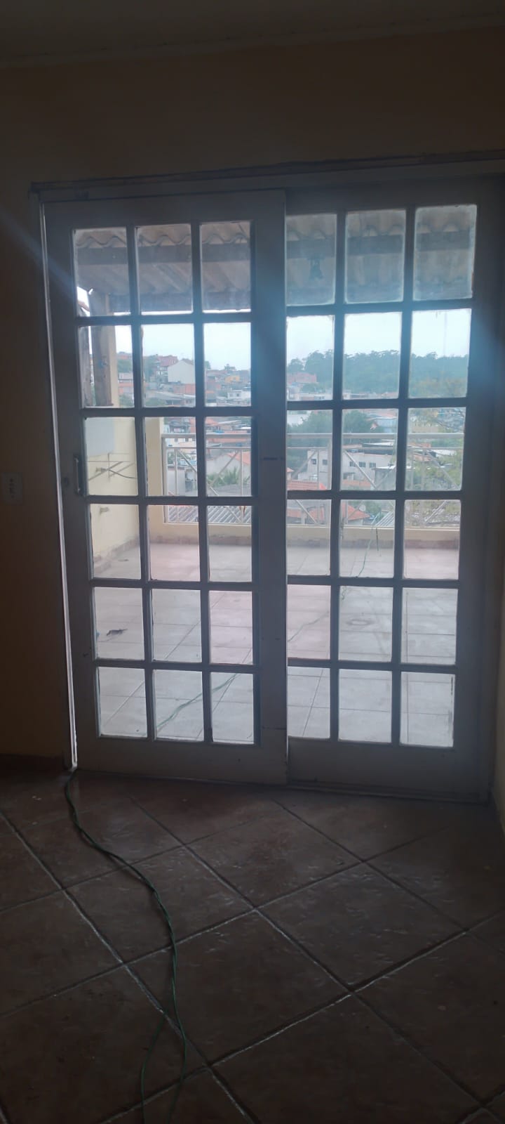 Sobrado pra renda com 03 casas (125m²) 03 vagas 