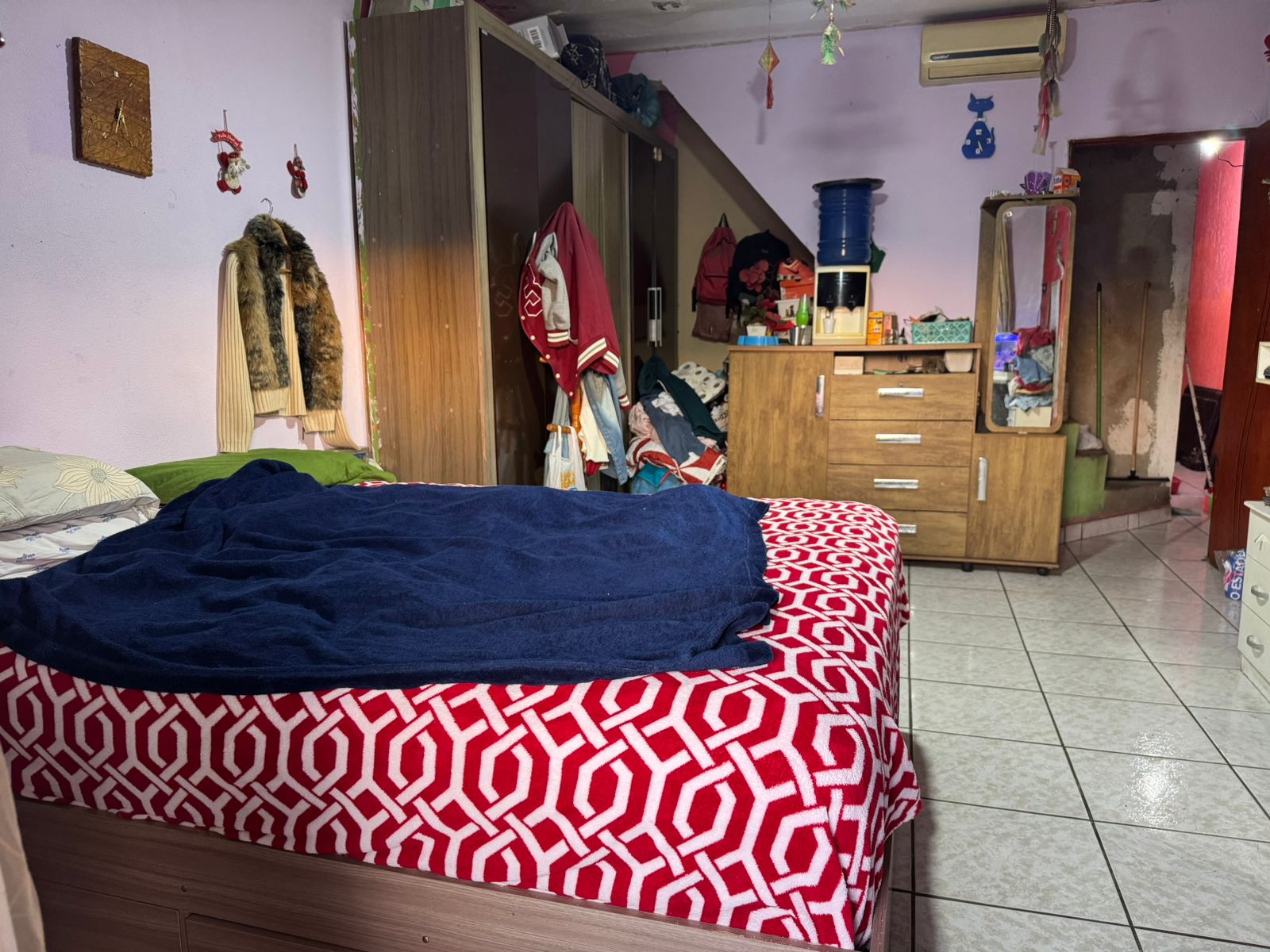 Sobrado (299m2) 3 dorms (1 suíte)