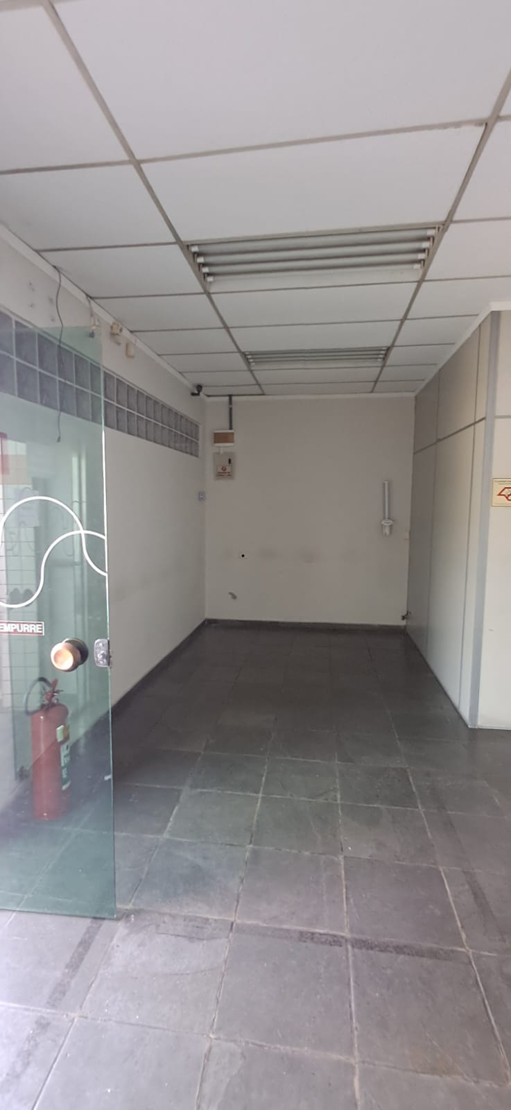 Sala Comercial para Locação – 180m² 