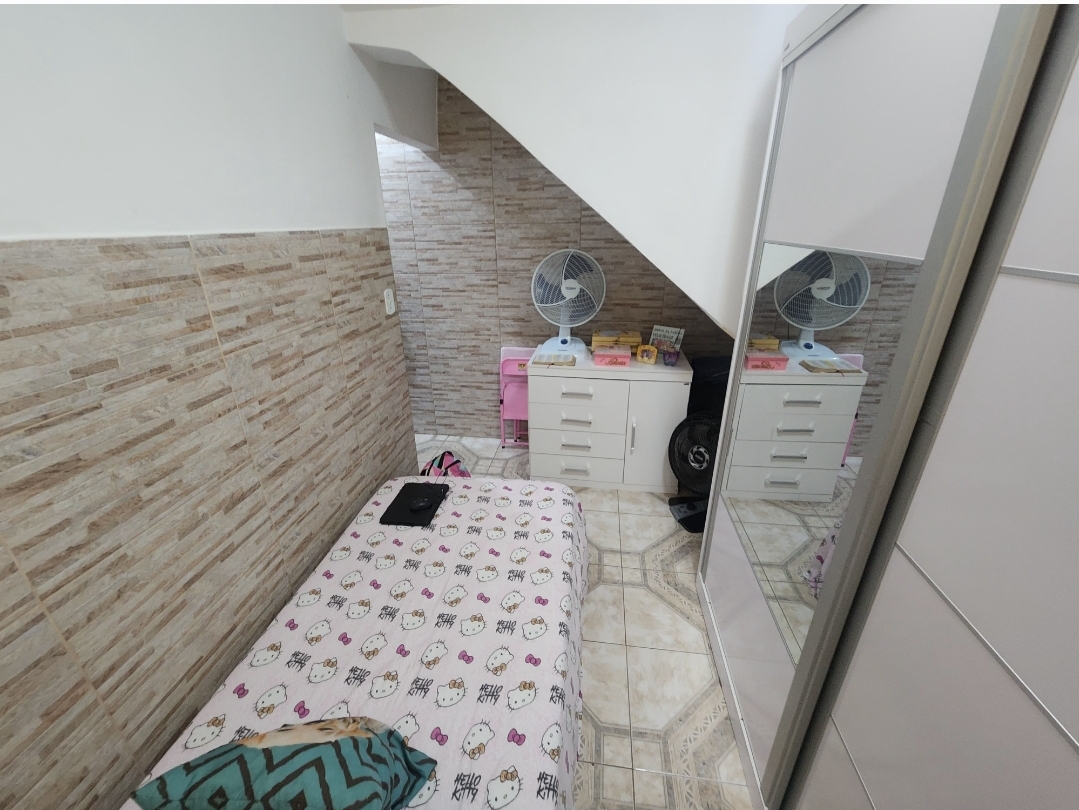 Casa à venda com 4 quartos, 50m² - Foto 14