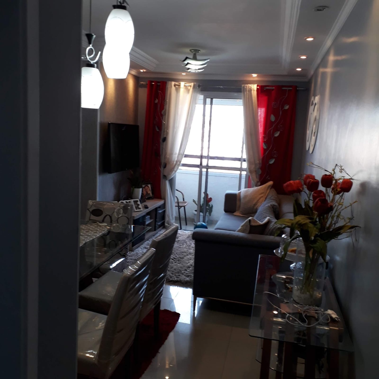 Oportunidade Imperdível! Apartamento Charmoso com Móveis Planejados e Eletrodomésticos Inclusos!