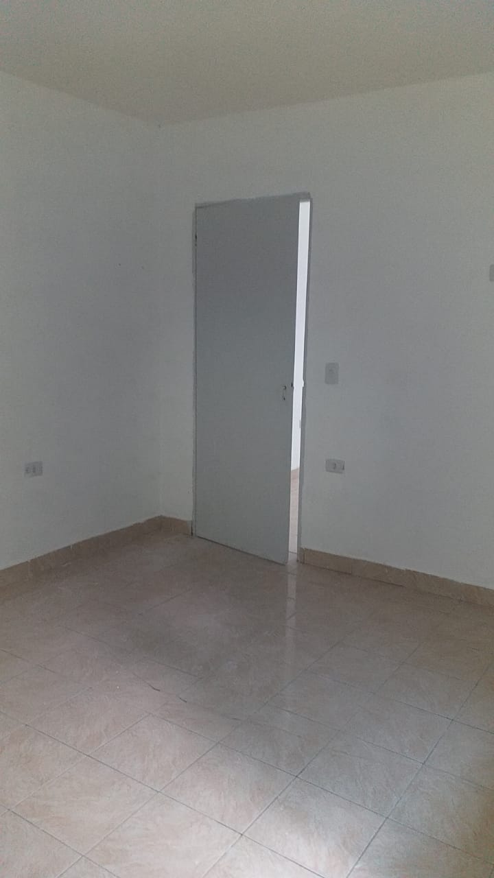 Sobrado, 3 Dorms para Alugar, por R$ 1.200,00