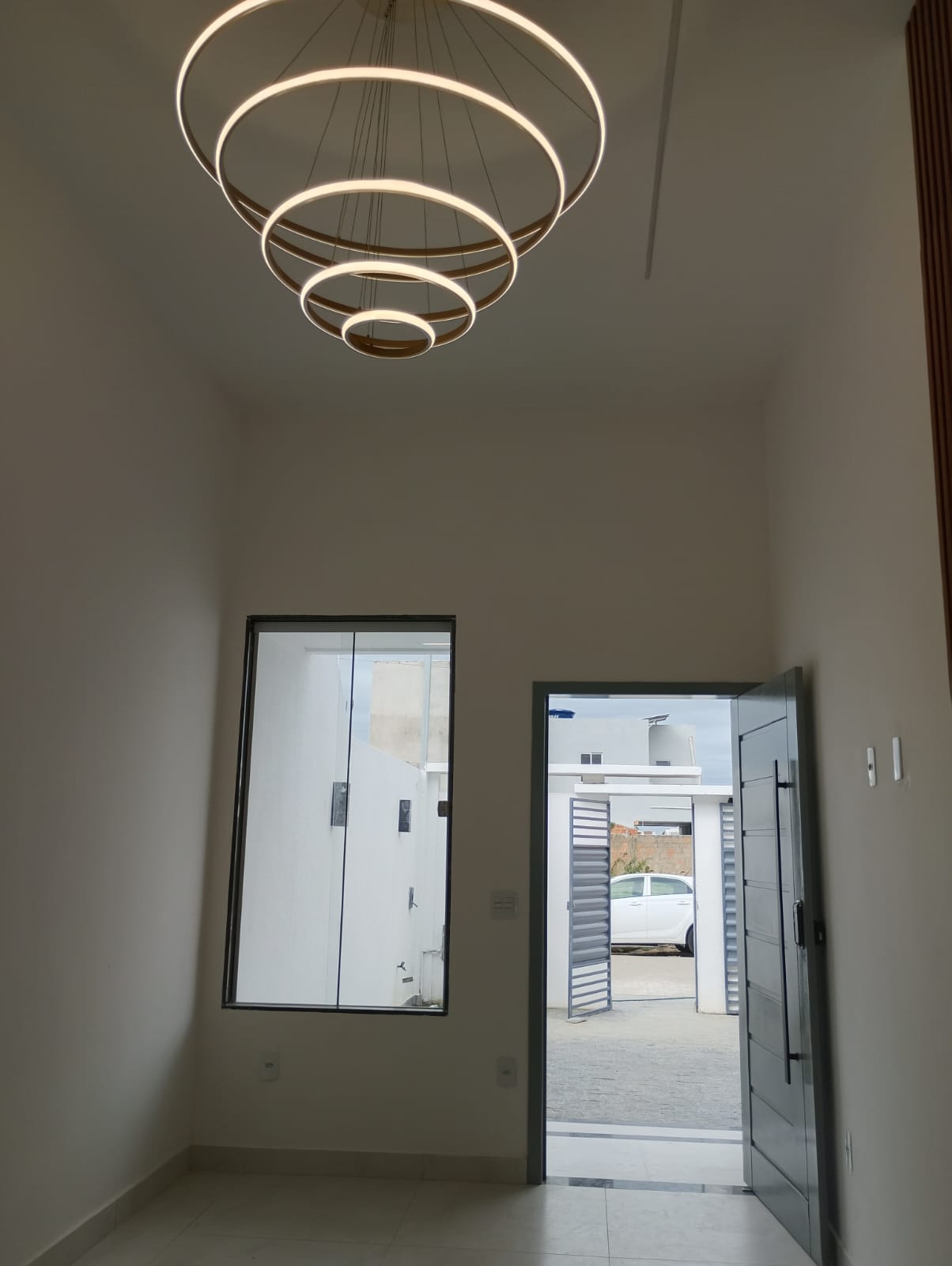 Casa linear com 2 suítes e área gourmet – Entrada facilitada