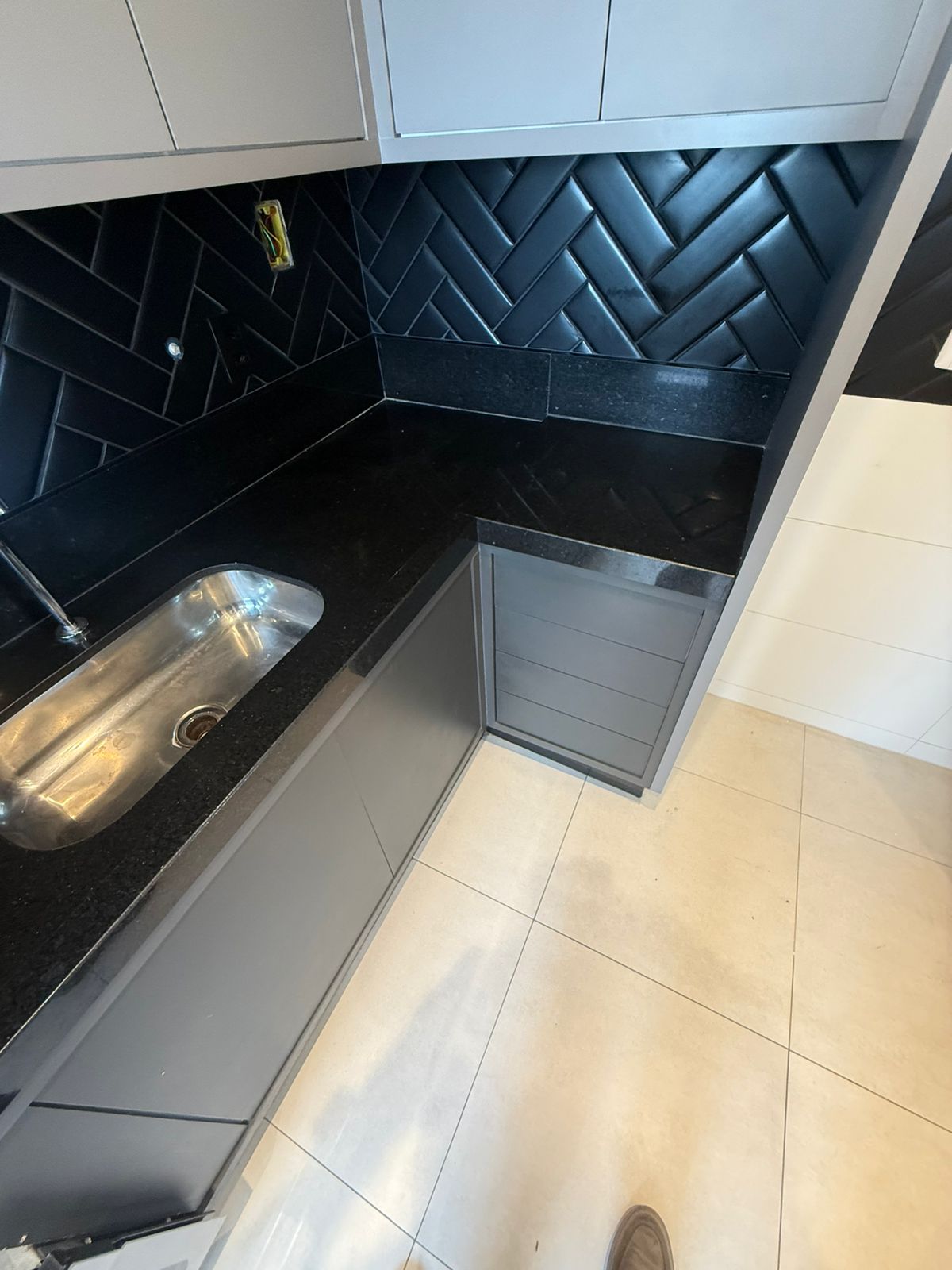 Apartamento em Condomínio 2 quartos sendo 1 suíte