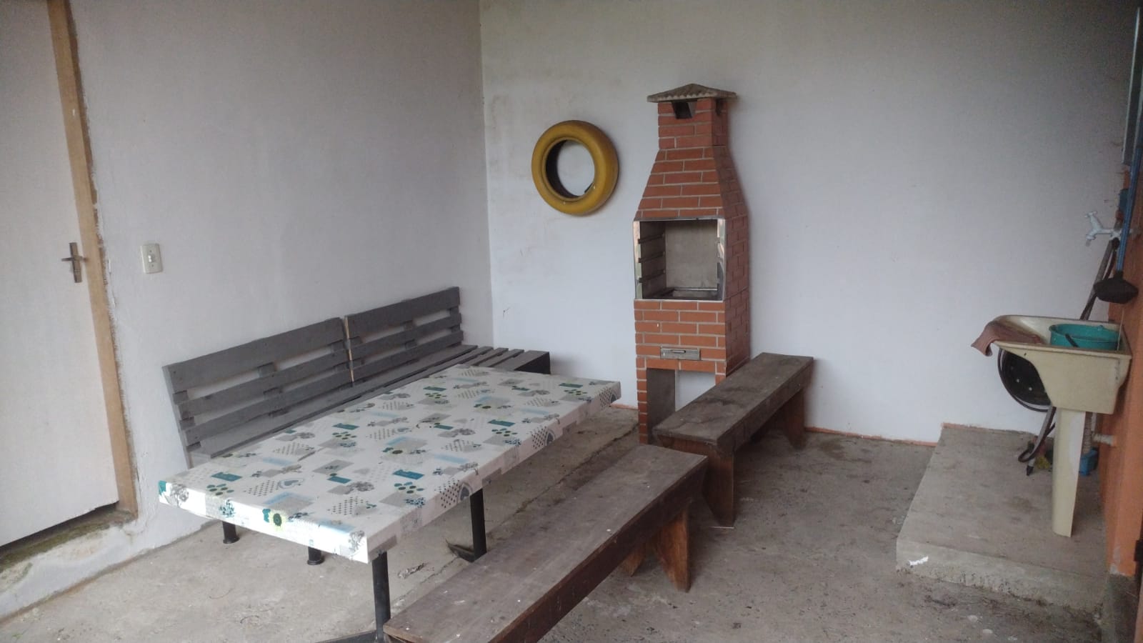 CASA Á VENDA - BALNEÁRIO SAMBURÁ 