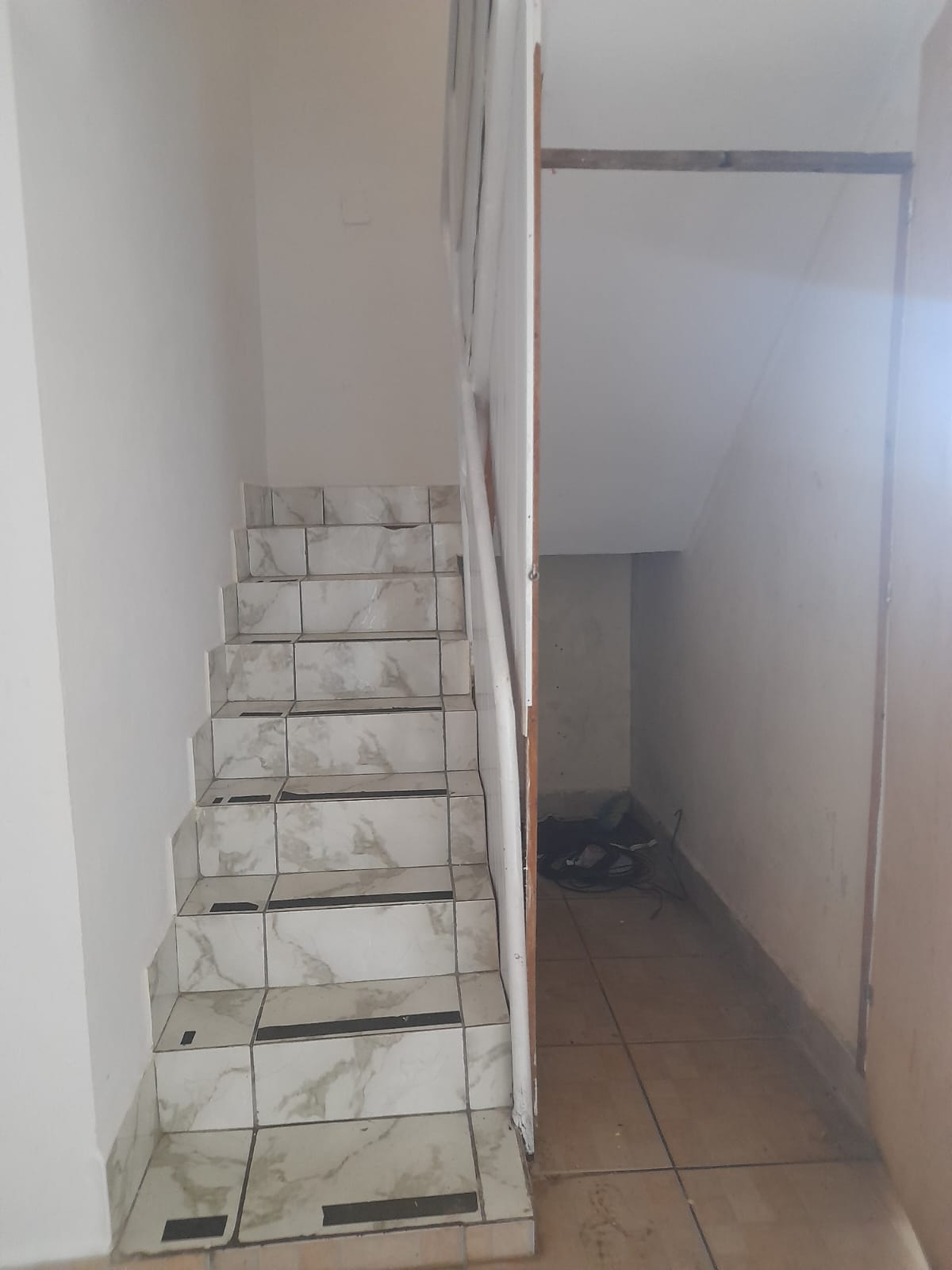 IMÓVEL COMERCIAL - LOCAÇÃO MENSAL