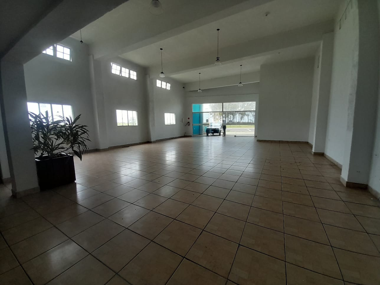 IMÓVEL COMERCIAL - LOCAÇÃO MENSAL