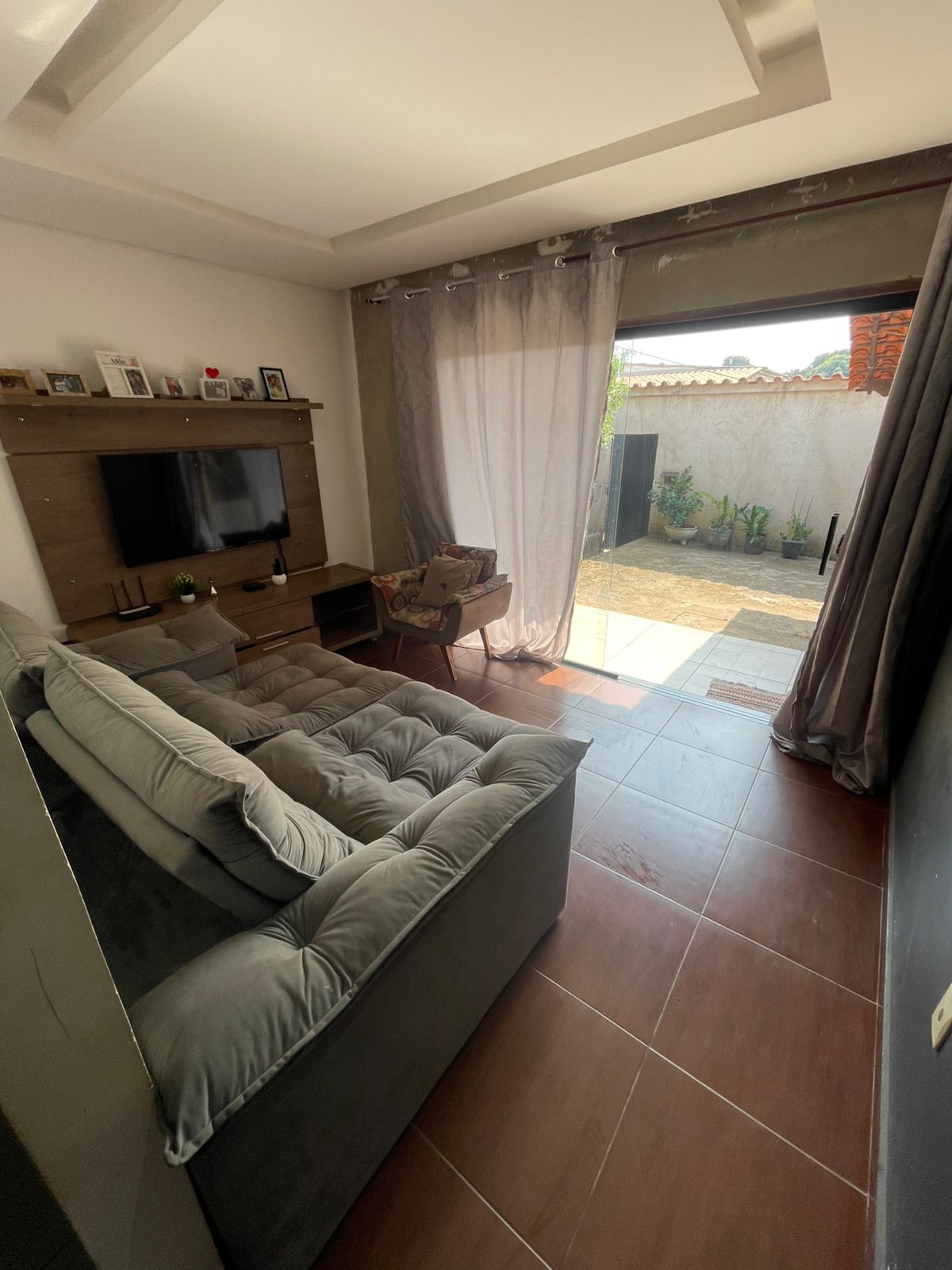 Ótimo imóvel a venda no bairro Fazenda Castro- Ribeirão das Neves - MG. 